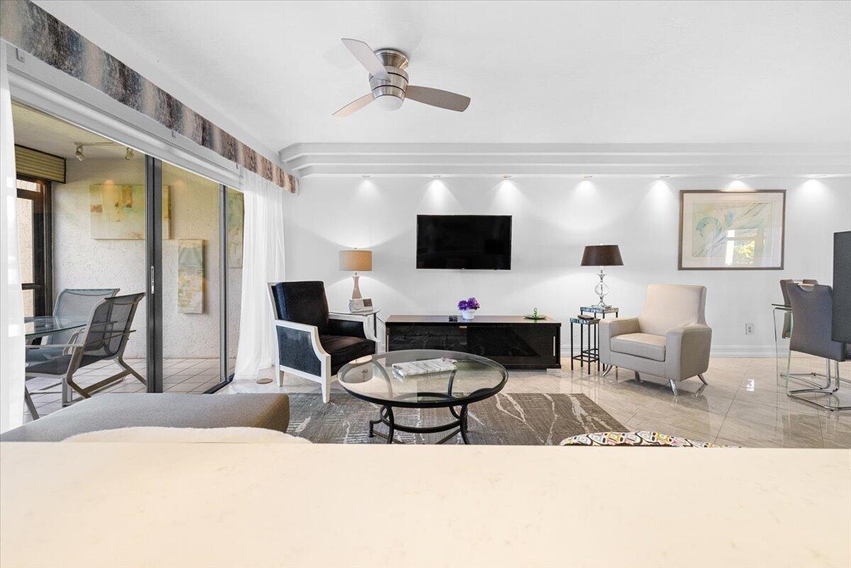 10-7507 La Paz Ct 104-6521