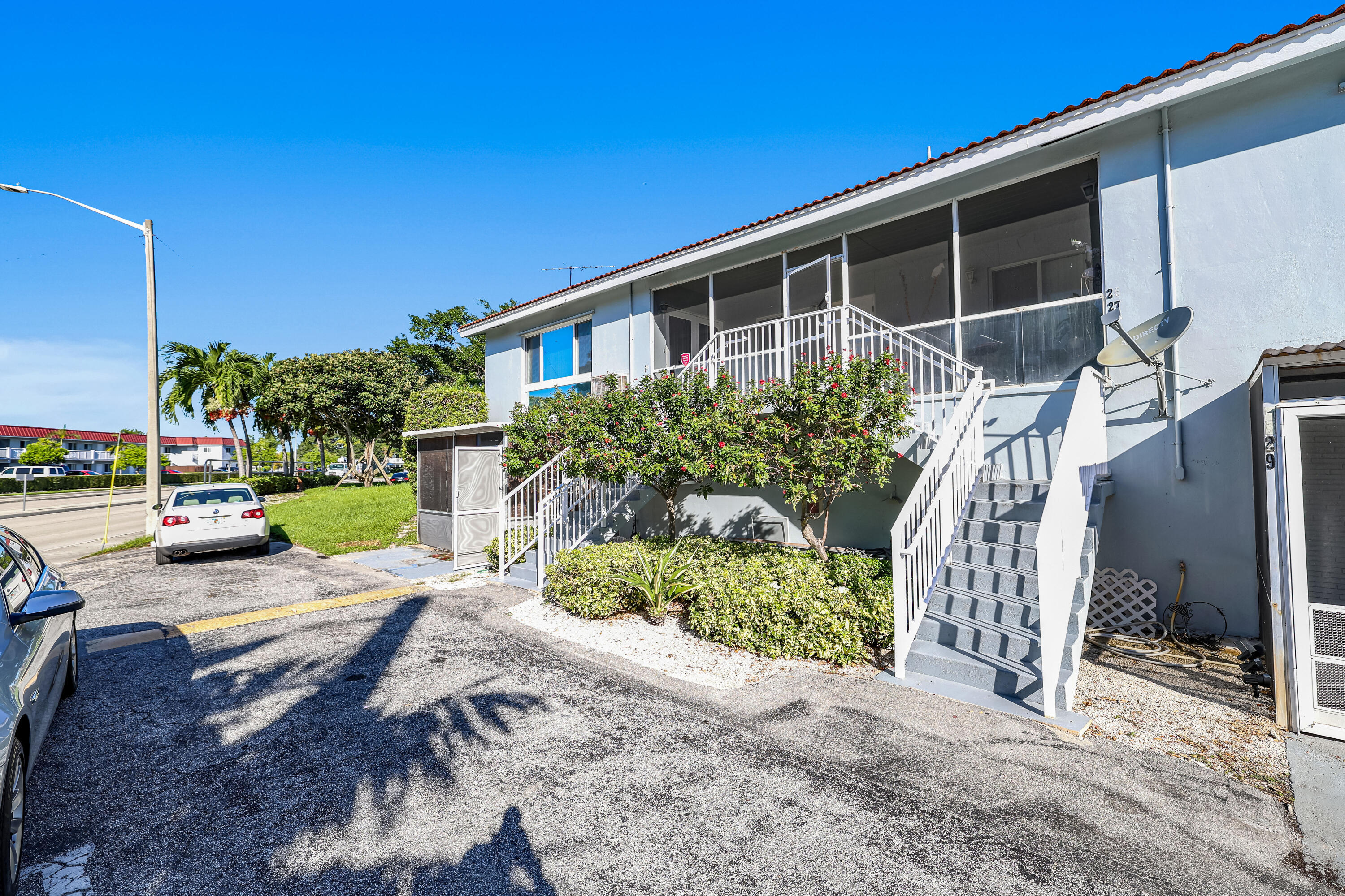 431 W camino Real - 3