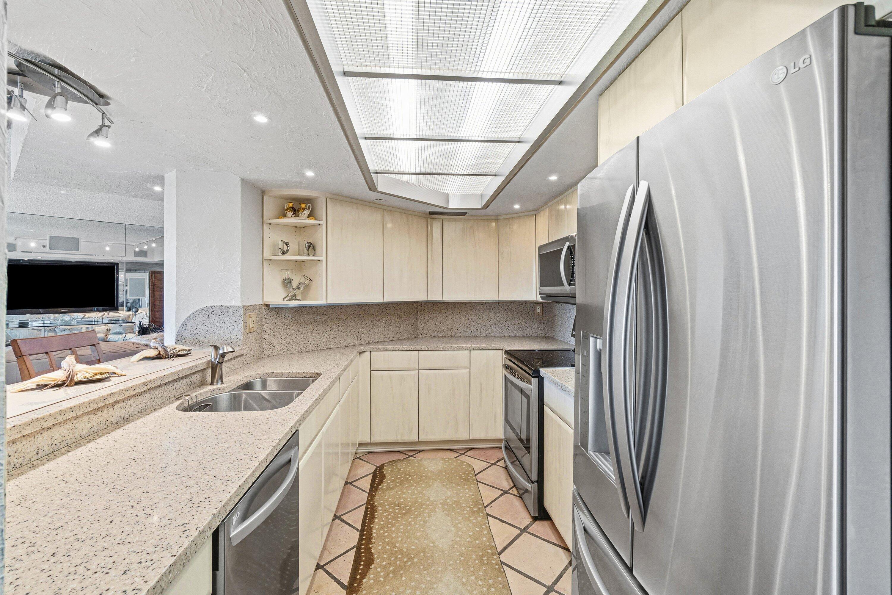 014-100Southeast5thAvenue-PH14-BocaRaton