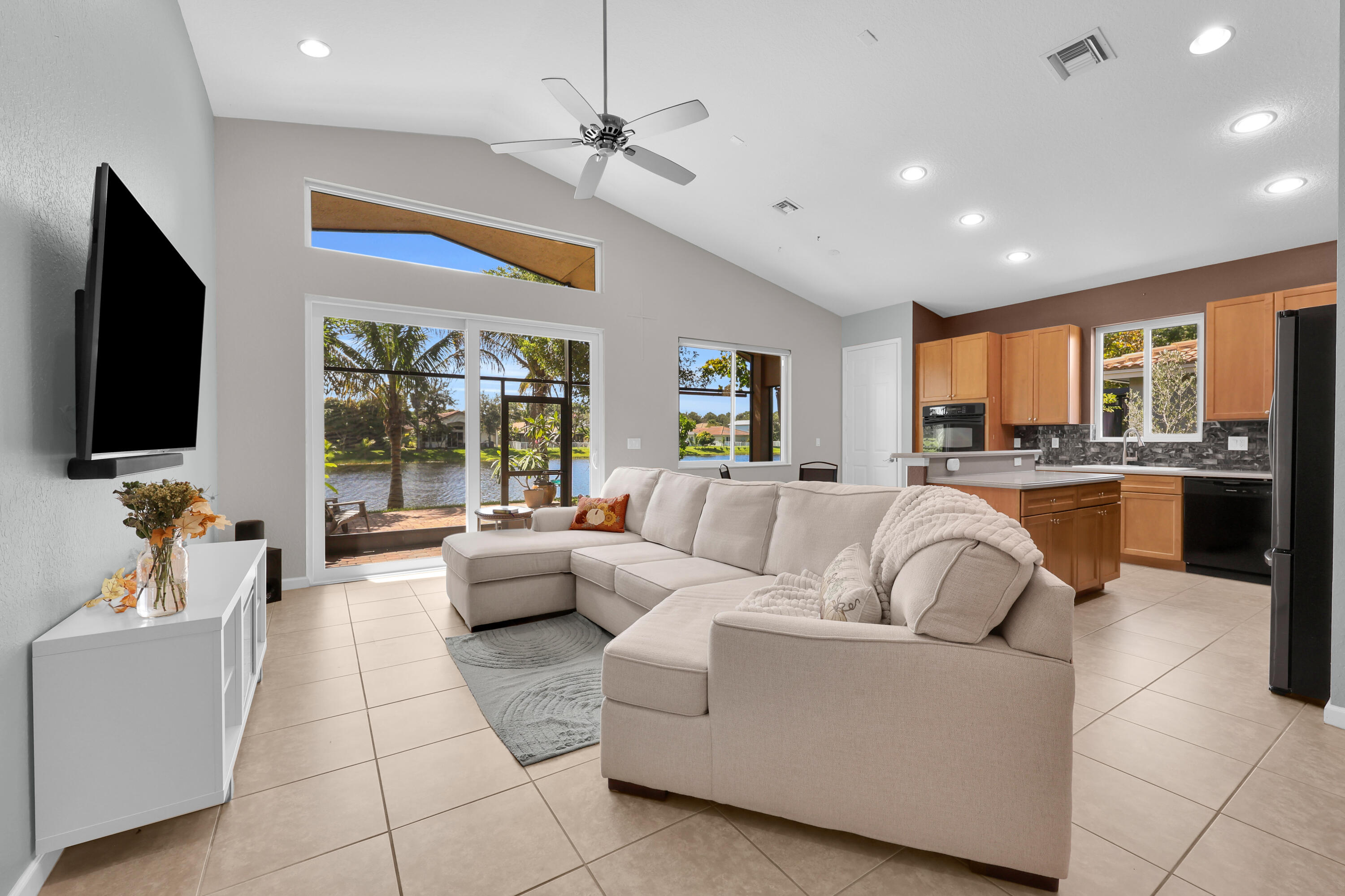 LIving Room / Kitchen View