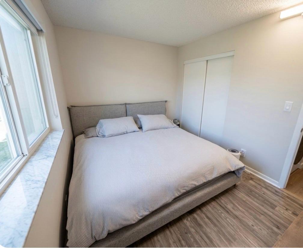 Guest bedroom
