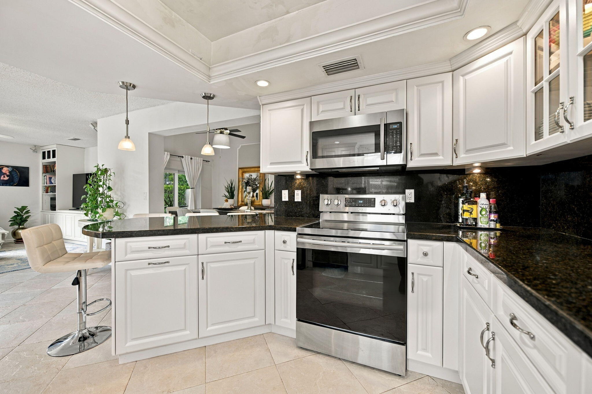 15-web-or-mls-10269-islander-dr