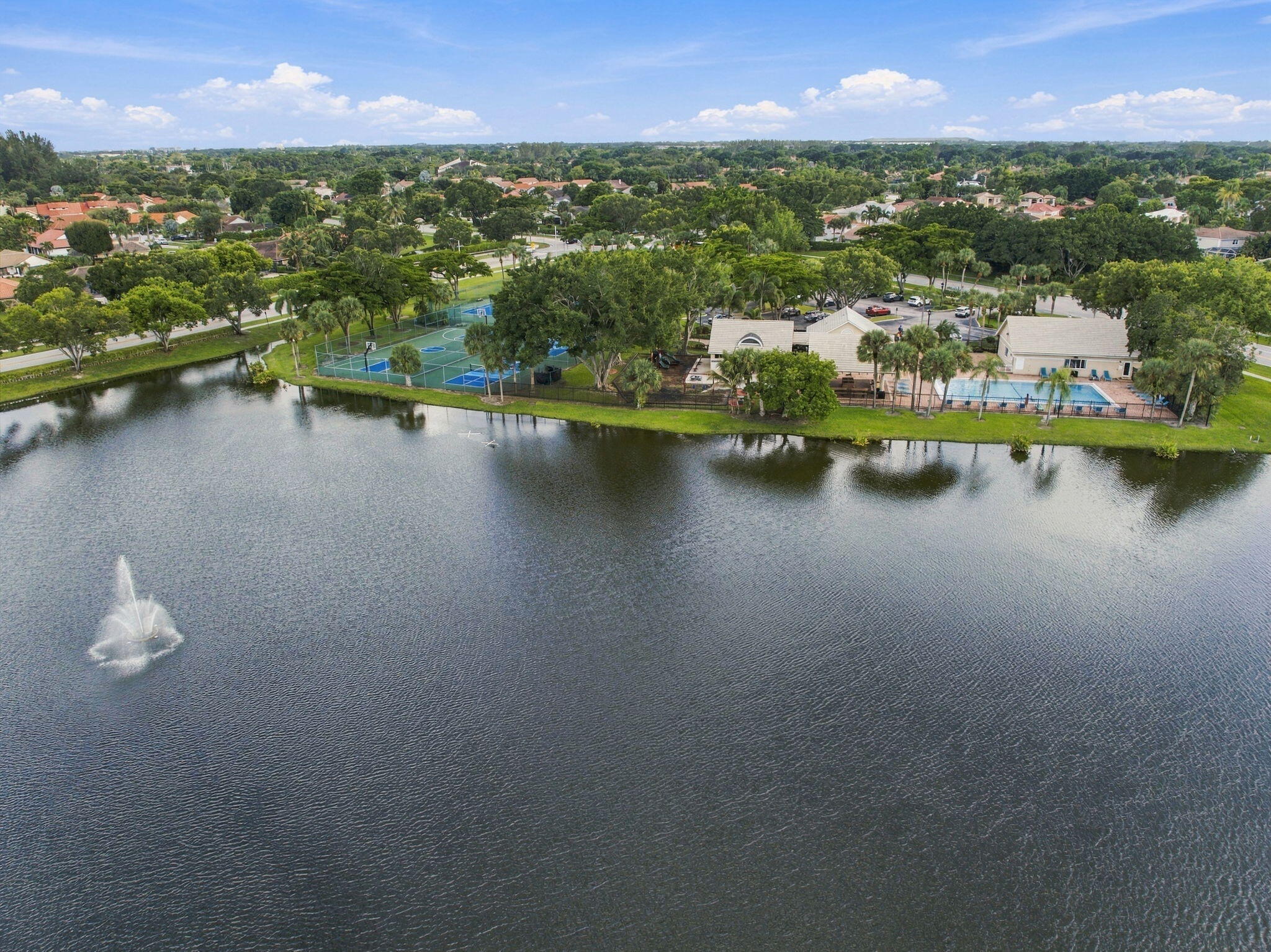 41-web-or-mls-10269-islander-dr