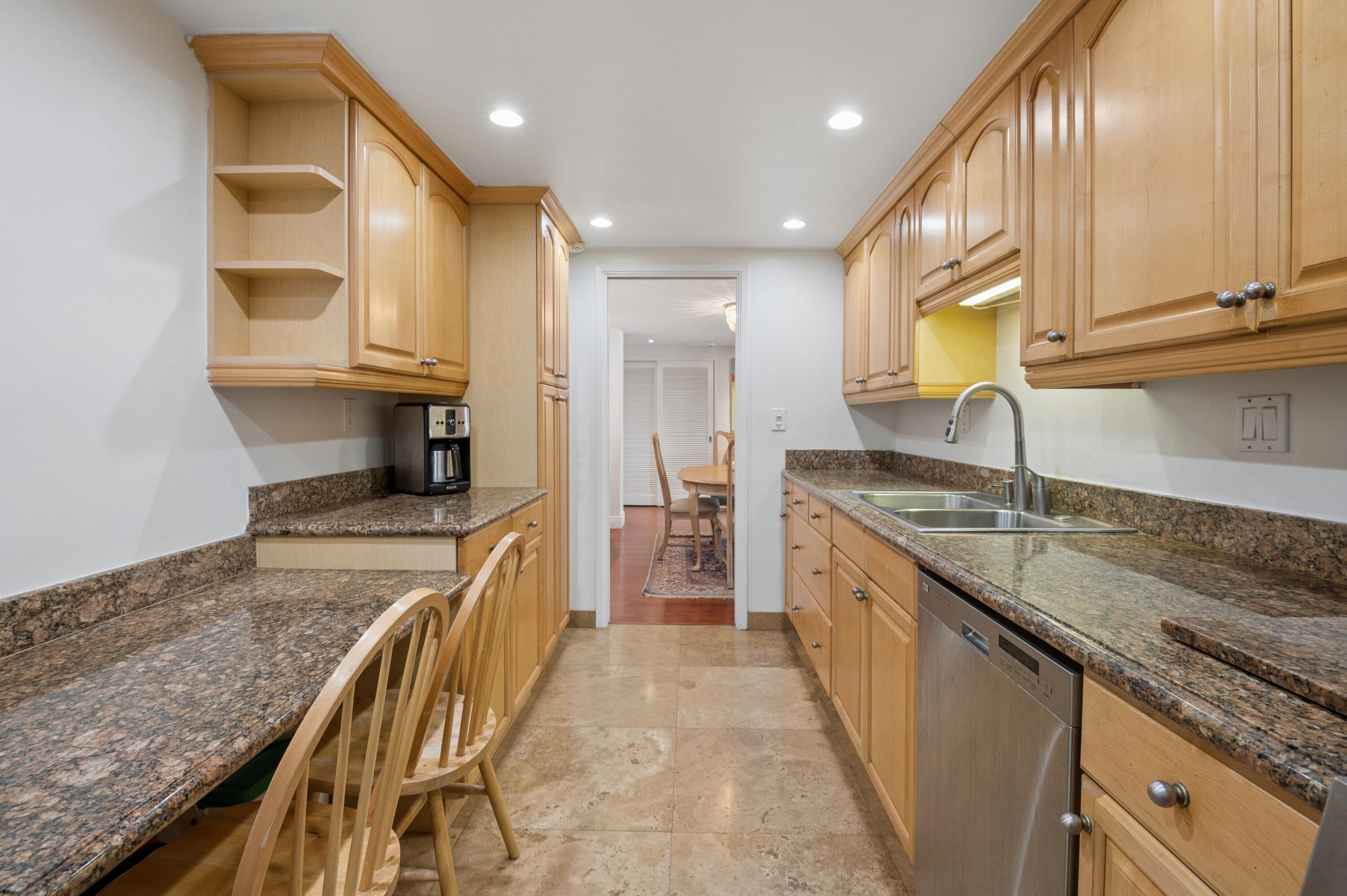 07-Buckley- 2100 S Ocean Dr #5CD-7