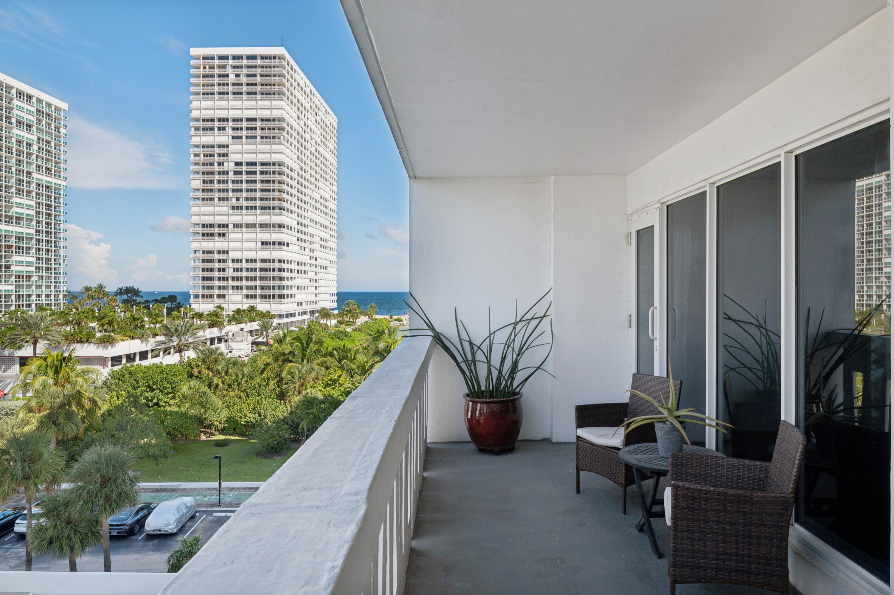 18-Buckley- 2100 S Ocean Dr #5CD-18
