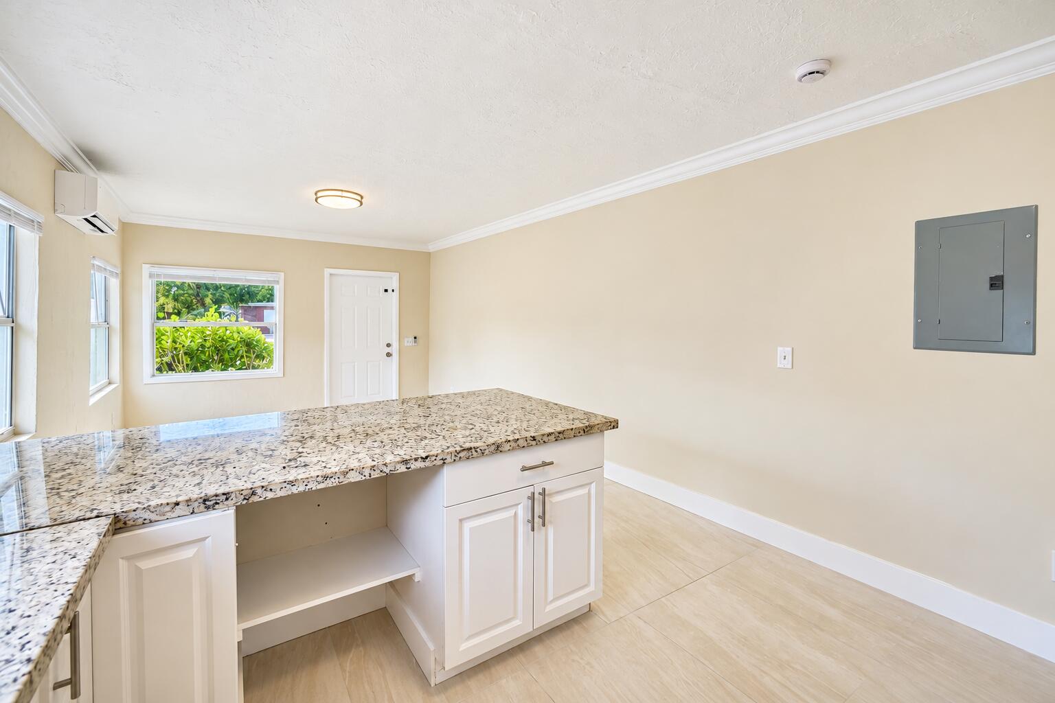 Bright Modern Kitchen and Entry Interior Bright Modern Kitchen and Entry Interior