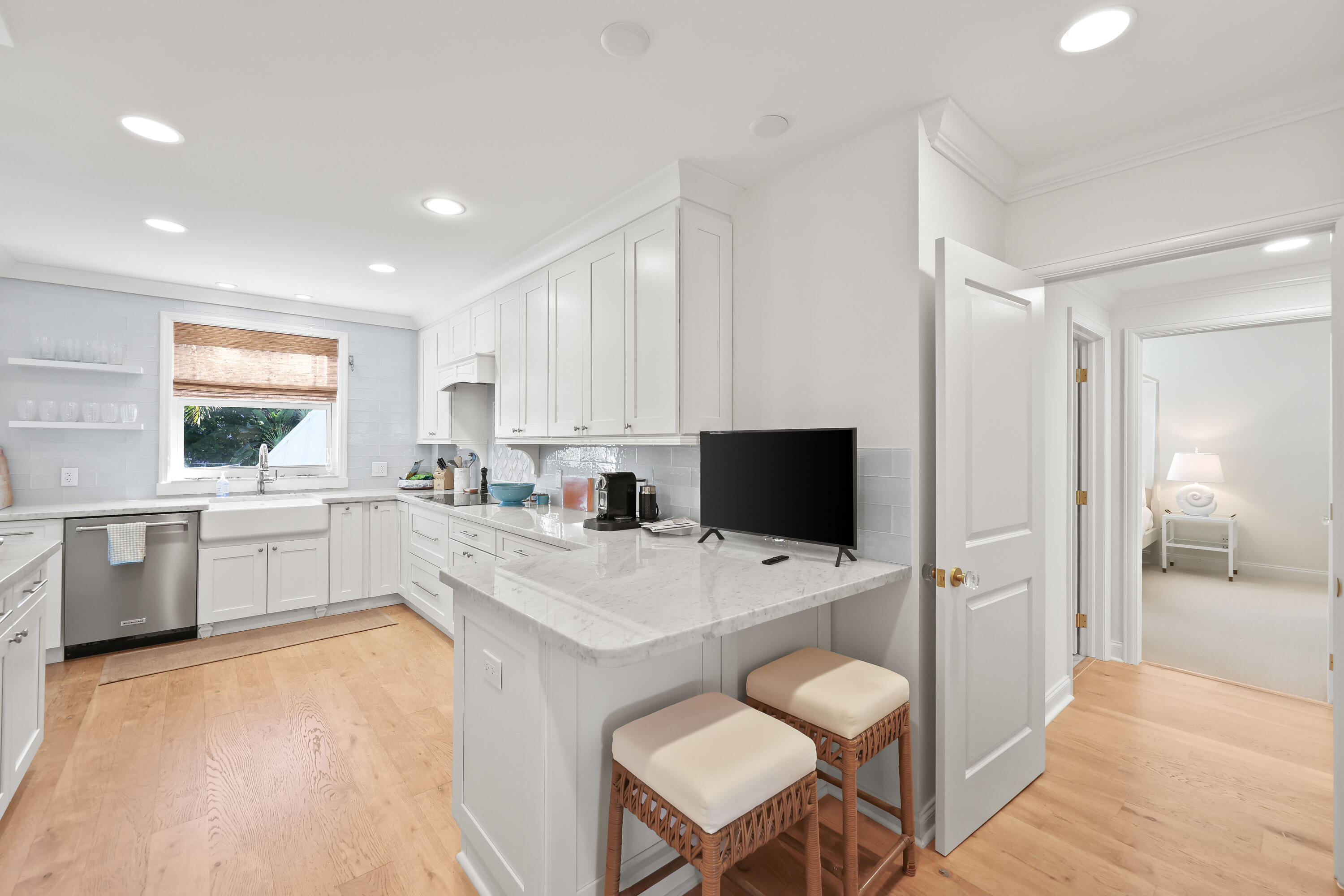 Kitchen with bar seating