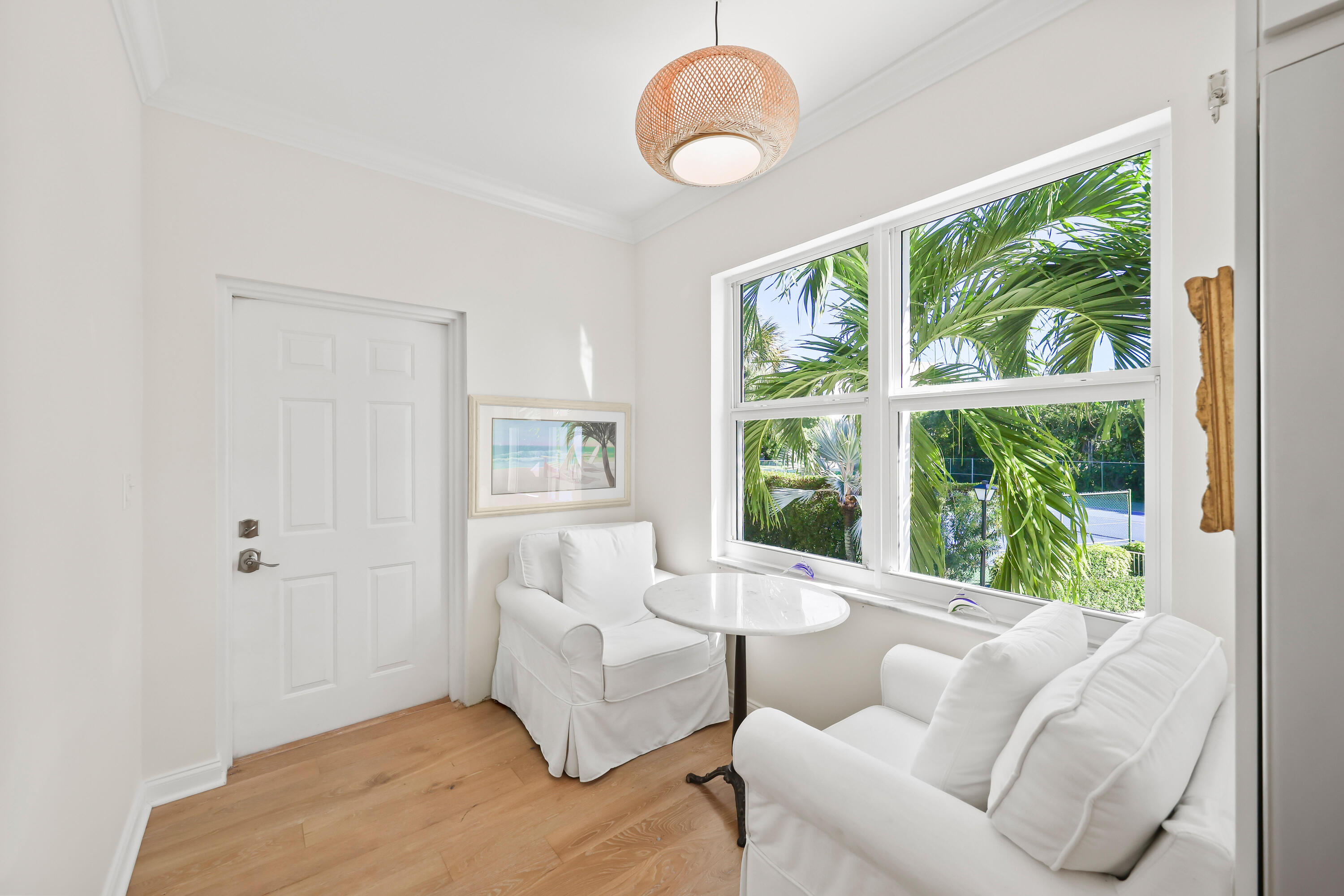 Breakfast nook