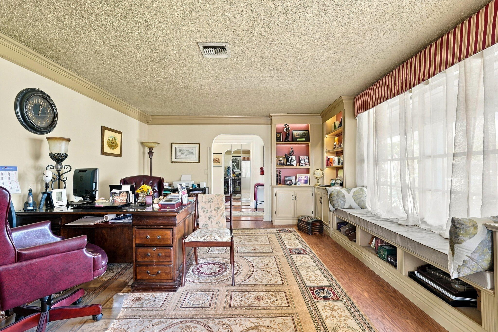 1-web-or-mls-11_office