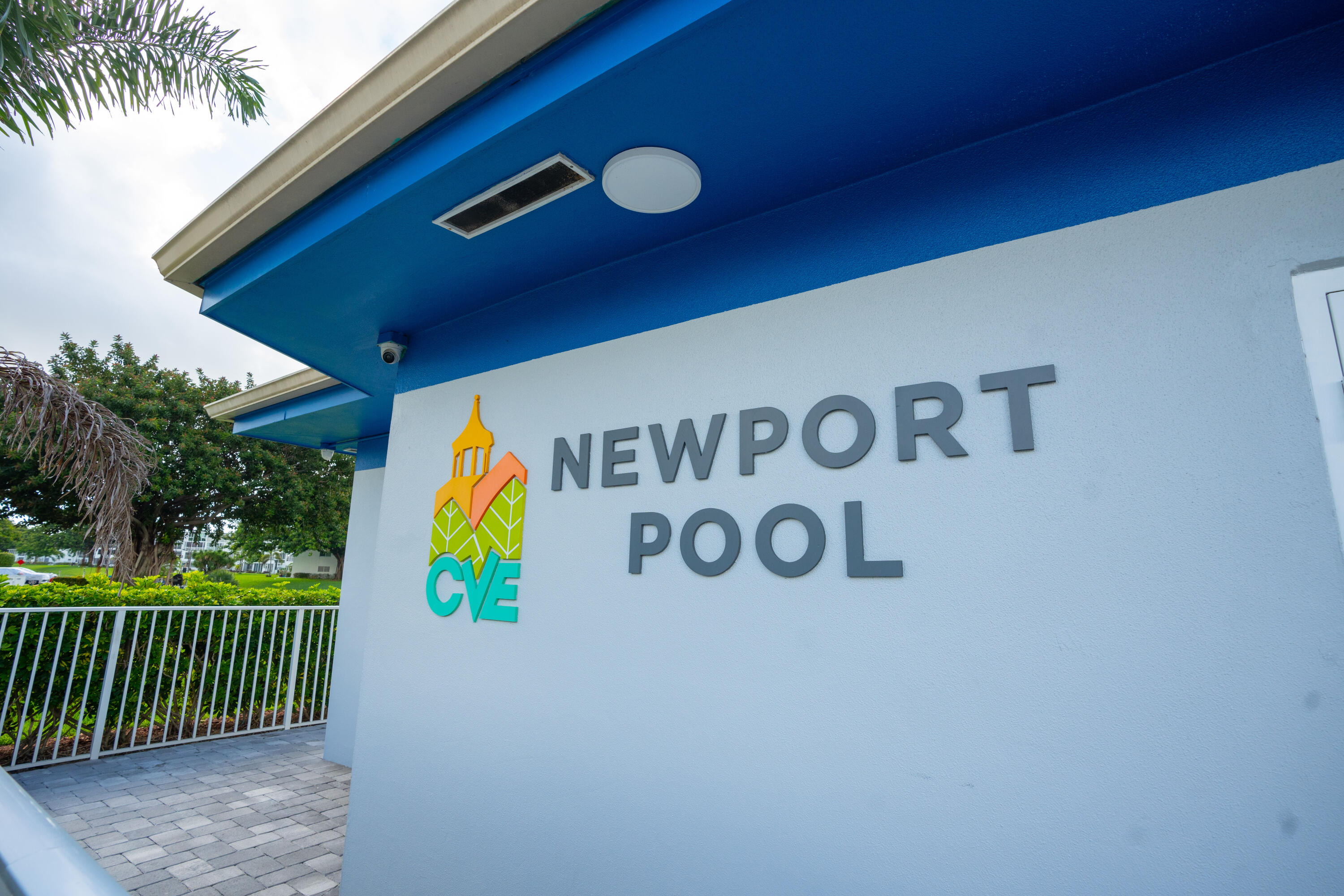 NEWPORT POOL