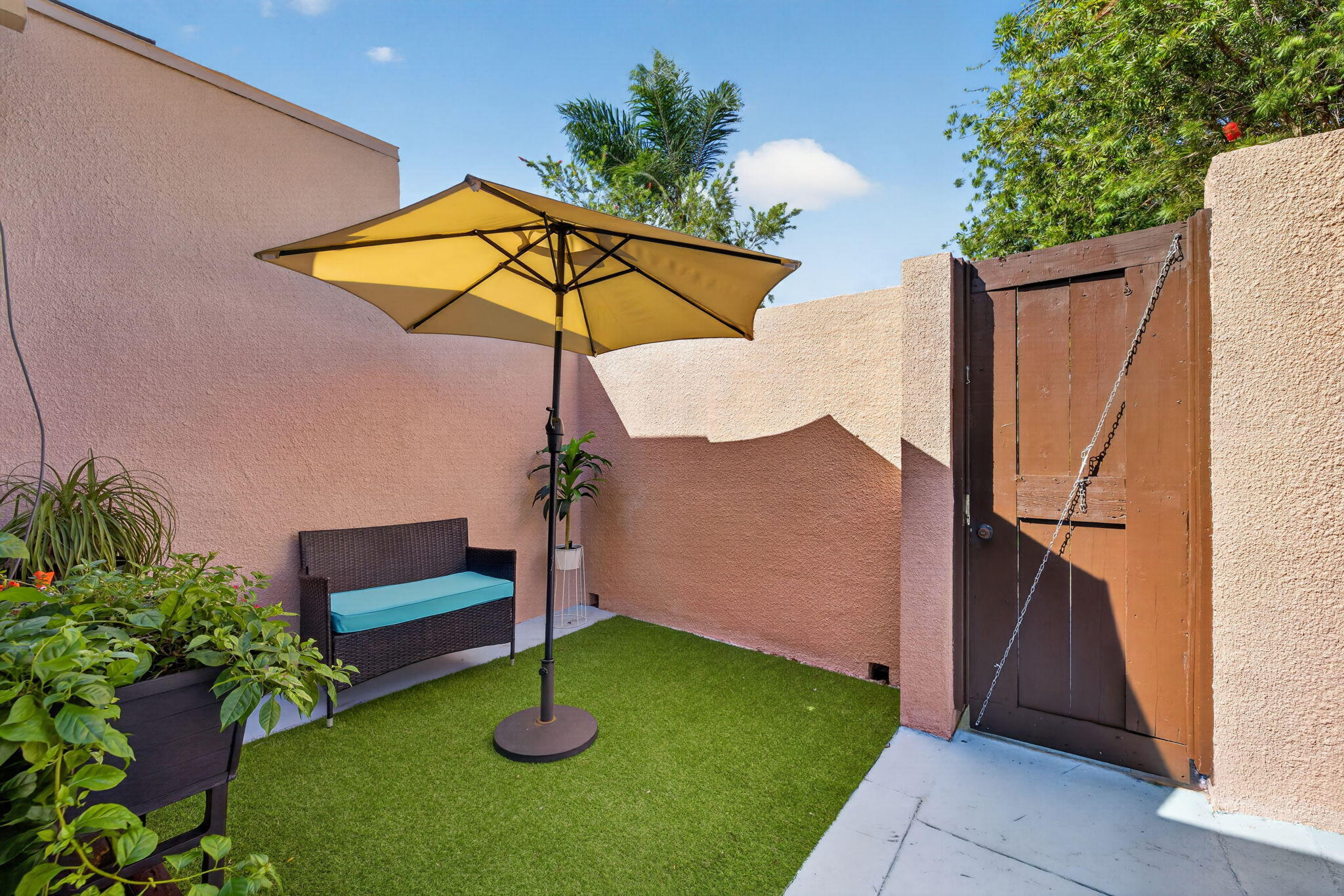 courtyard 1