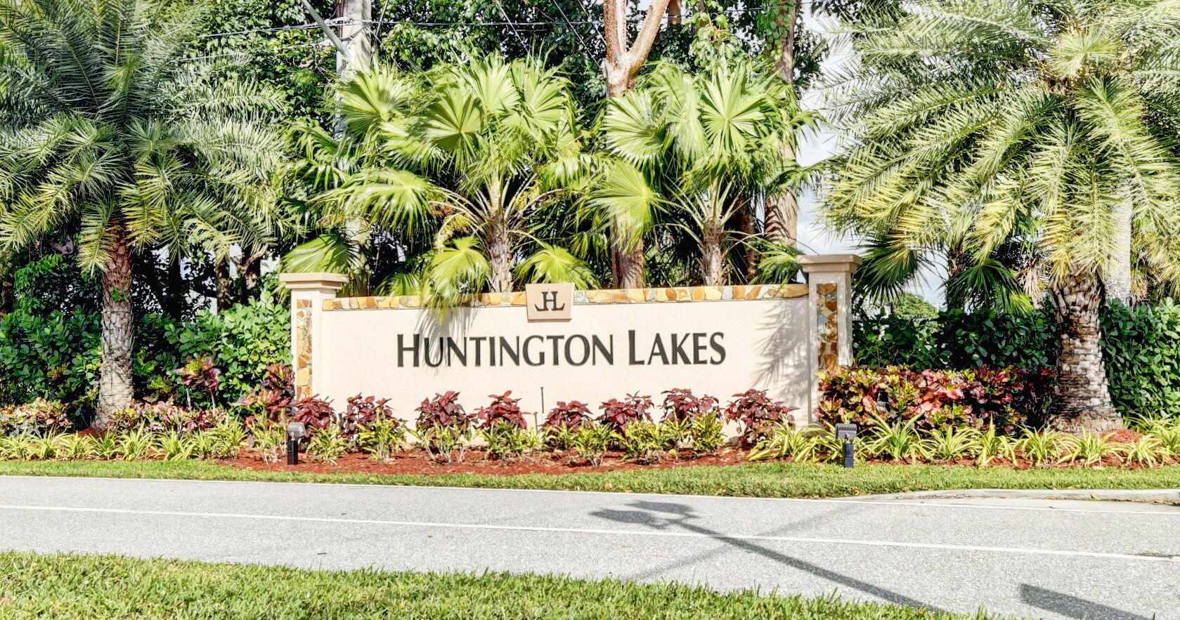 85-web-or-mls-Huntington Lakes (0)