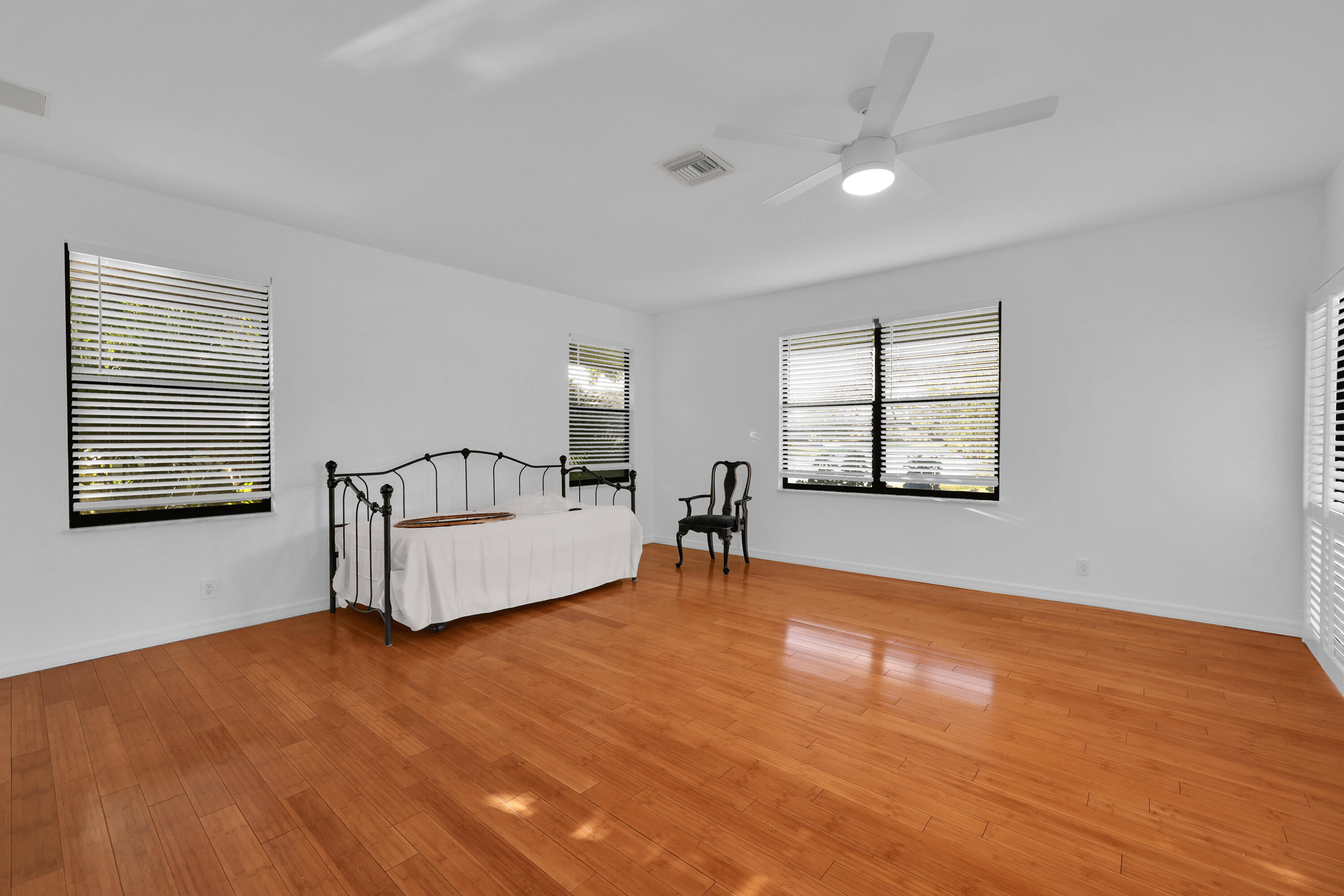 10158 se acorn way - 08