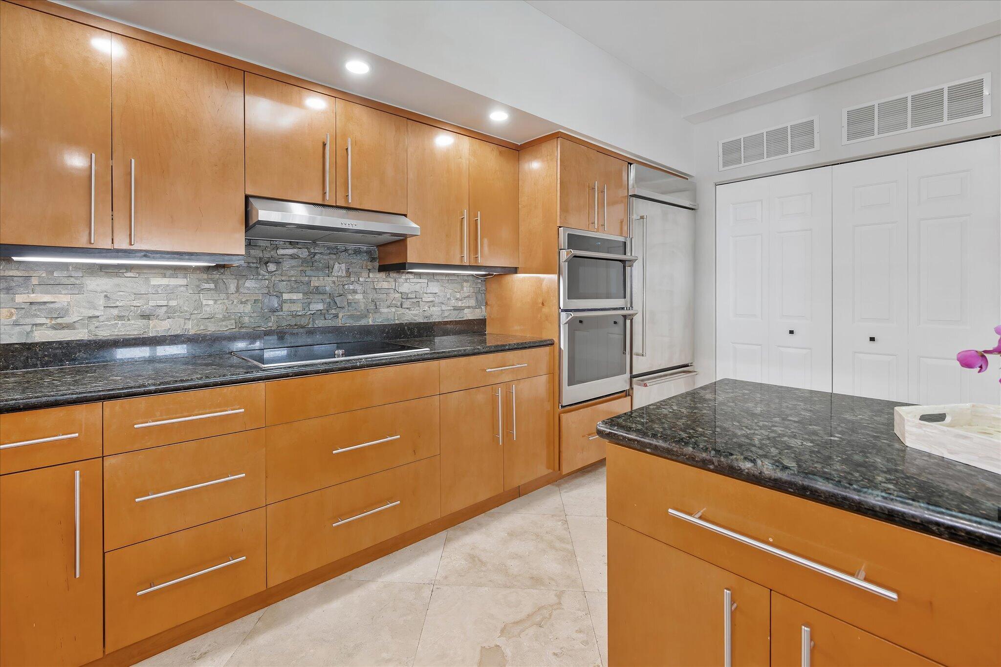 32-615 Bayshore Dr 603_032