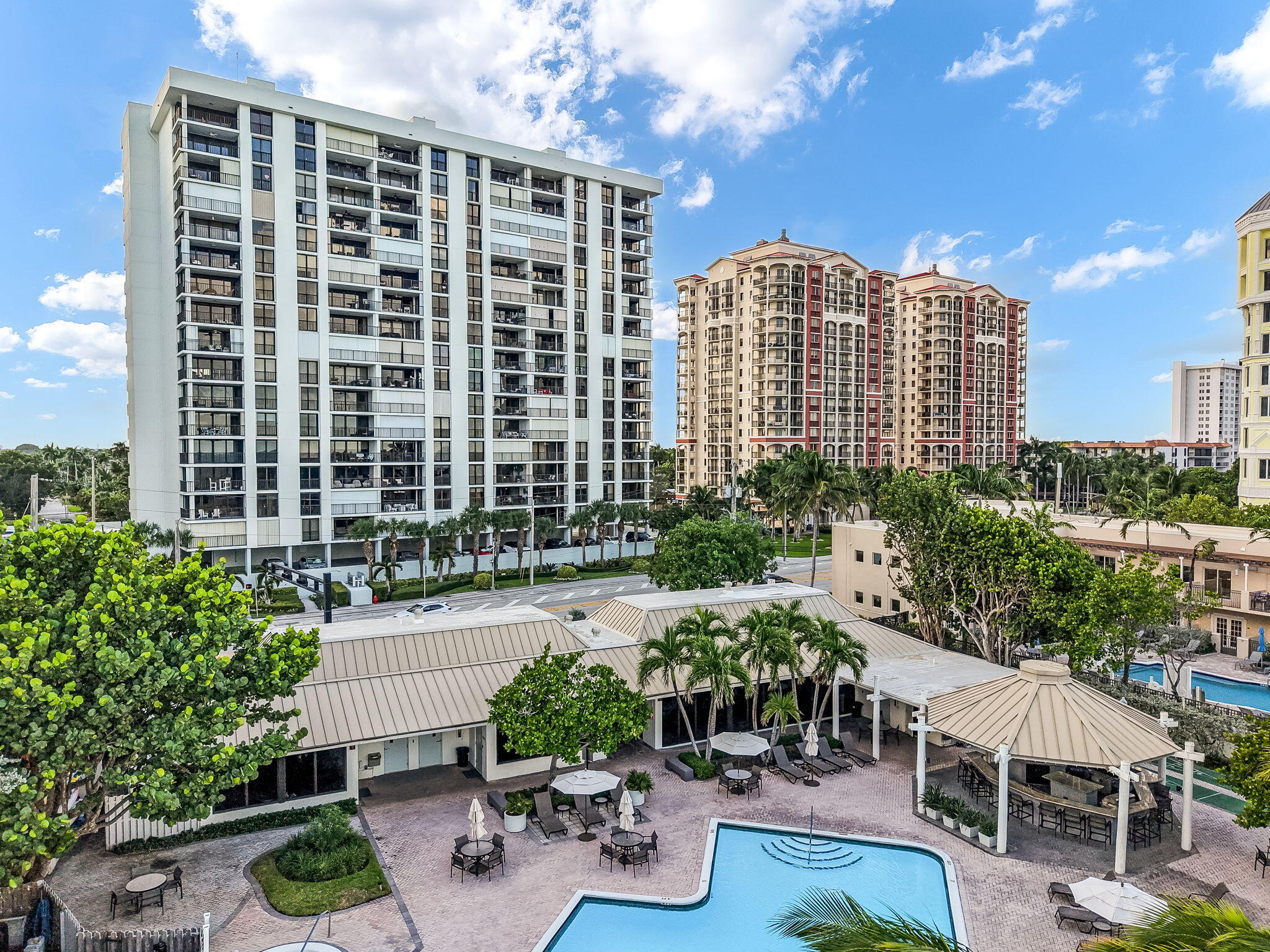 Clubhouse Pool & Spa