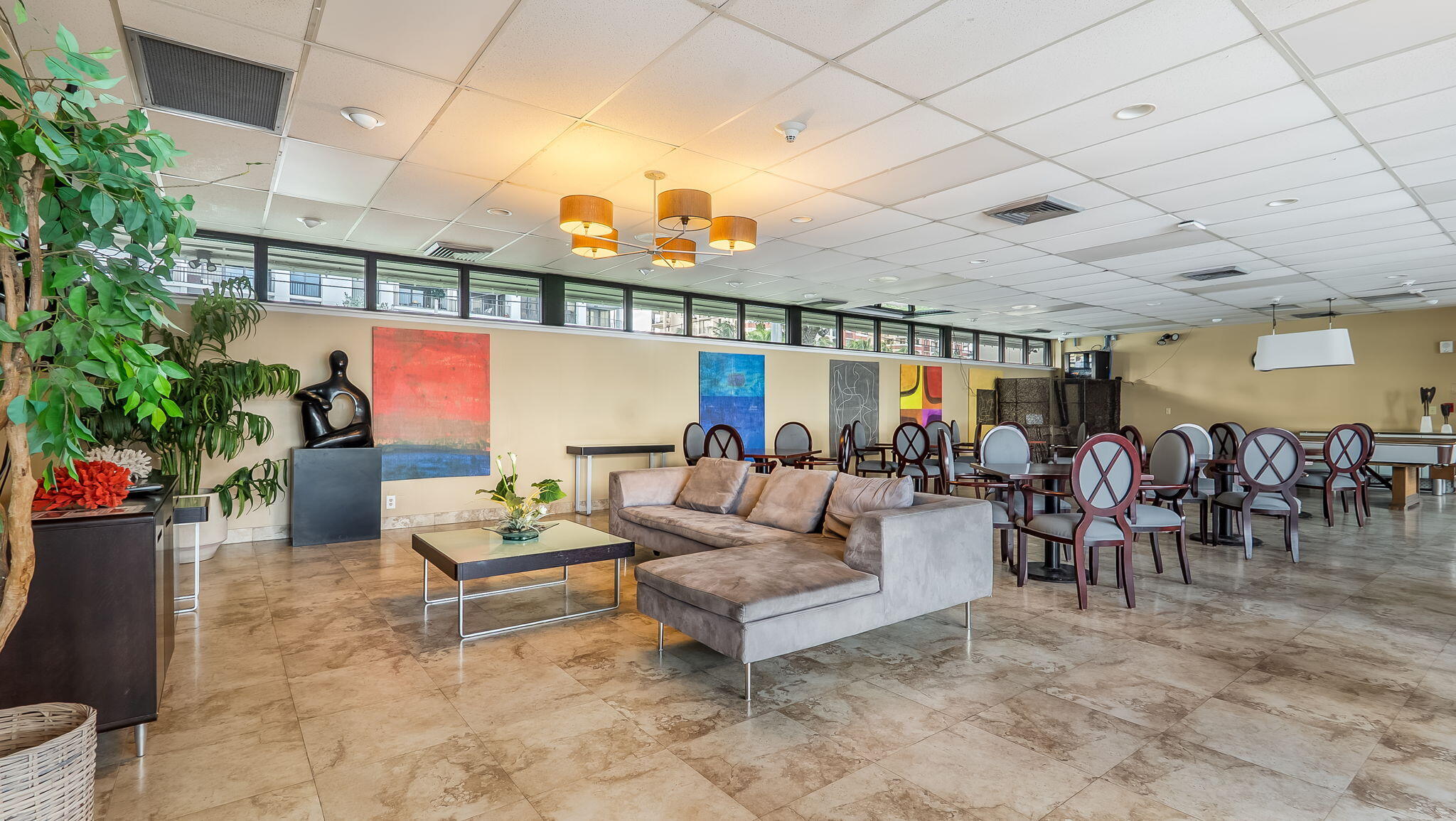 Club Lounge