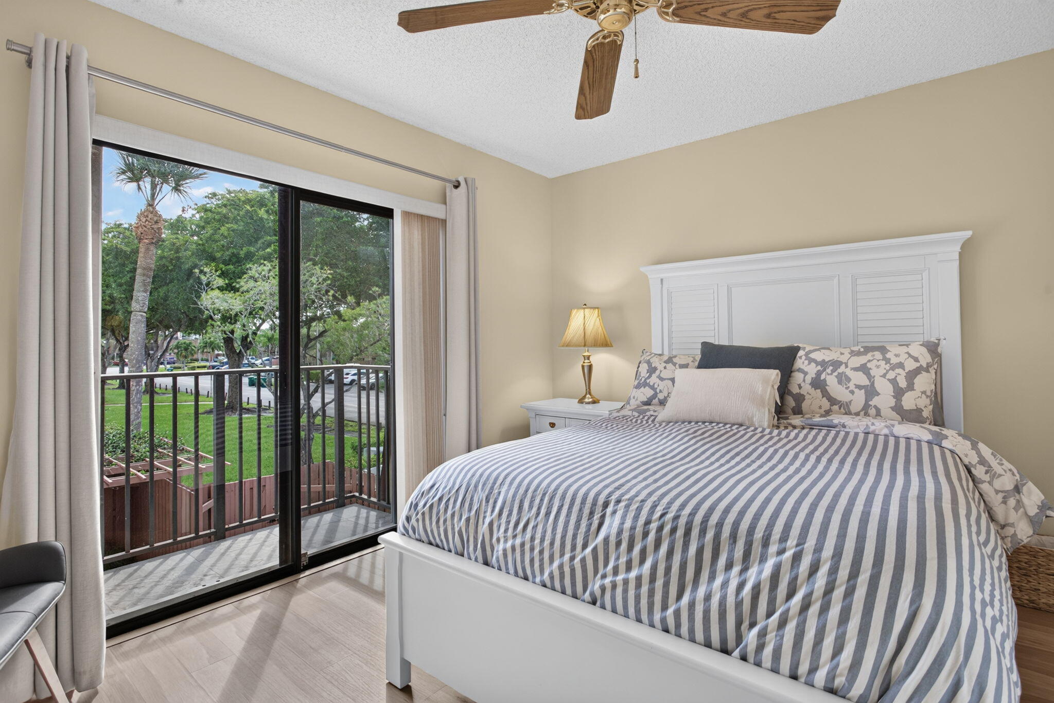 32-web-or-mls-5551-34