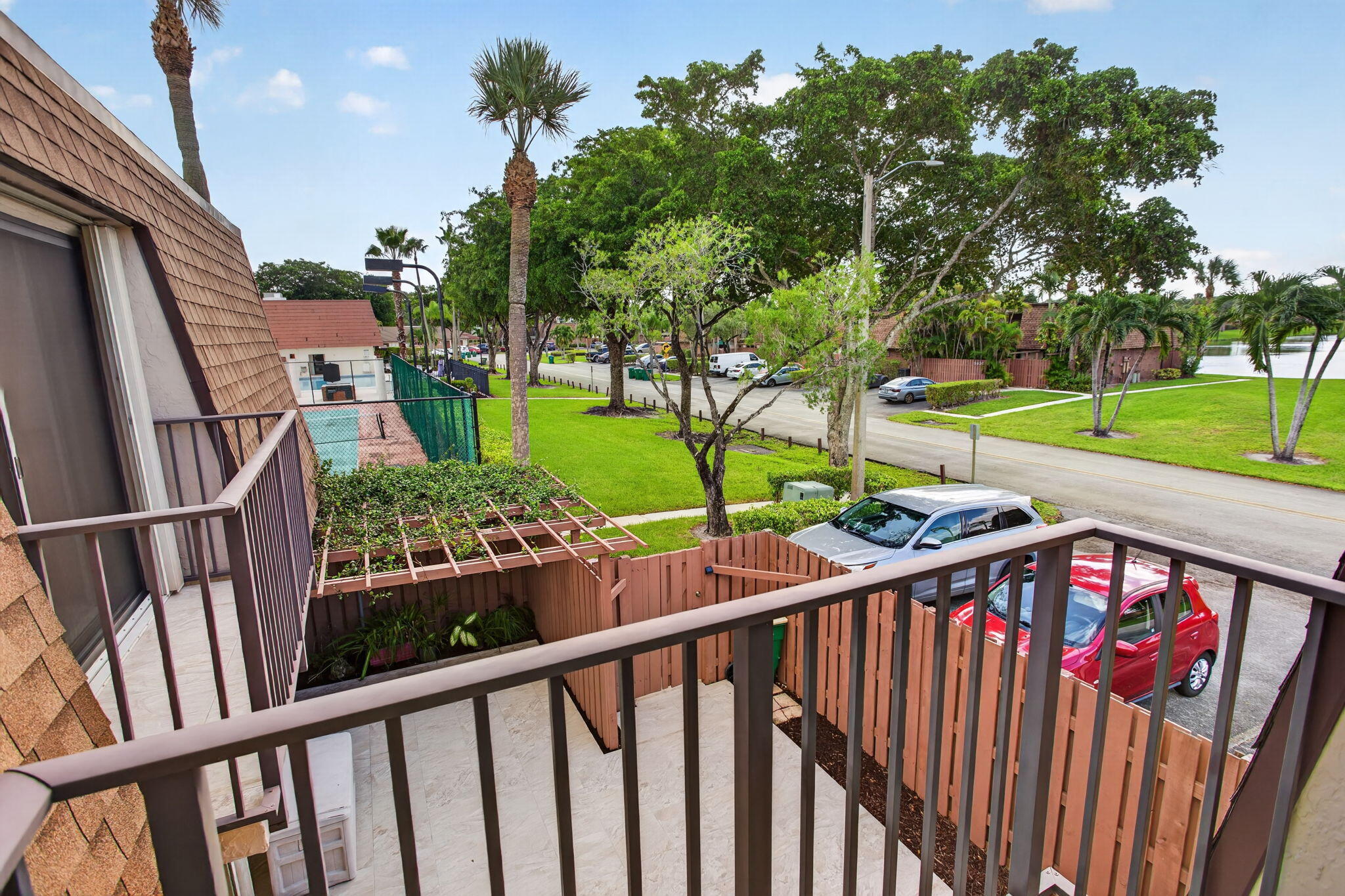 33-web-or-mls-5551-35