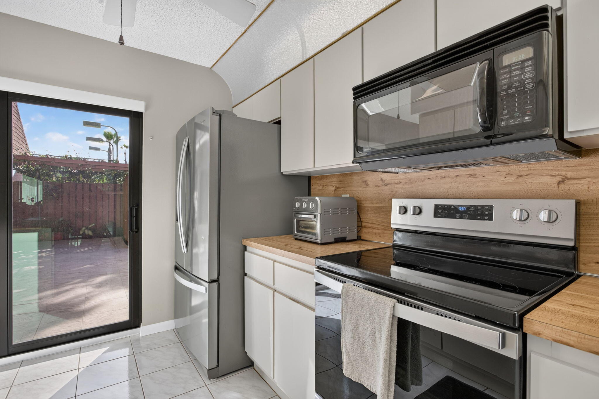 11-web-or-mls-5551-13