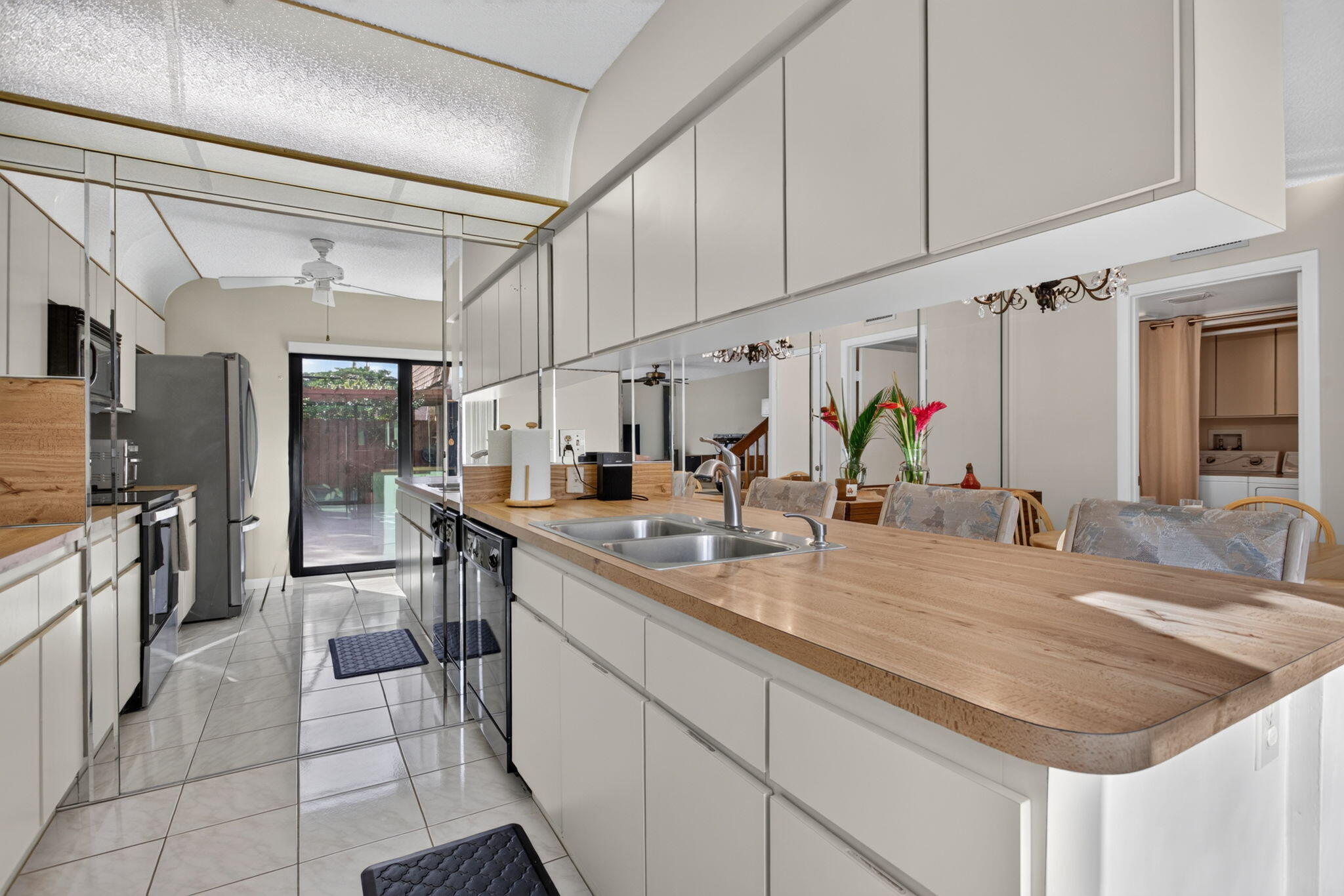 9-web-or-mls-5551-11