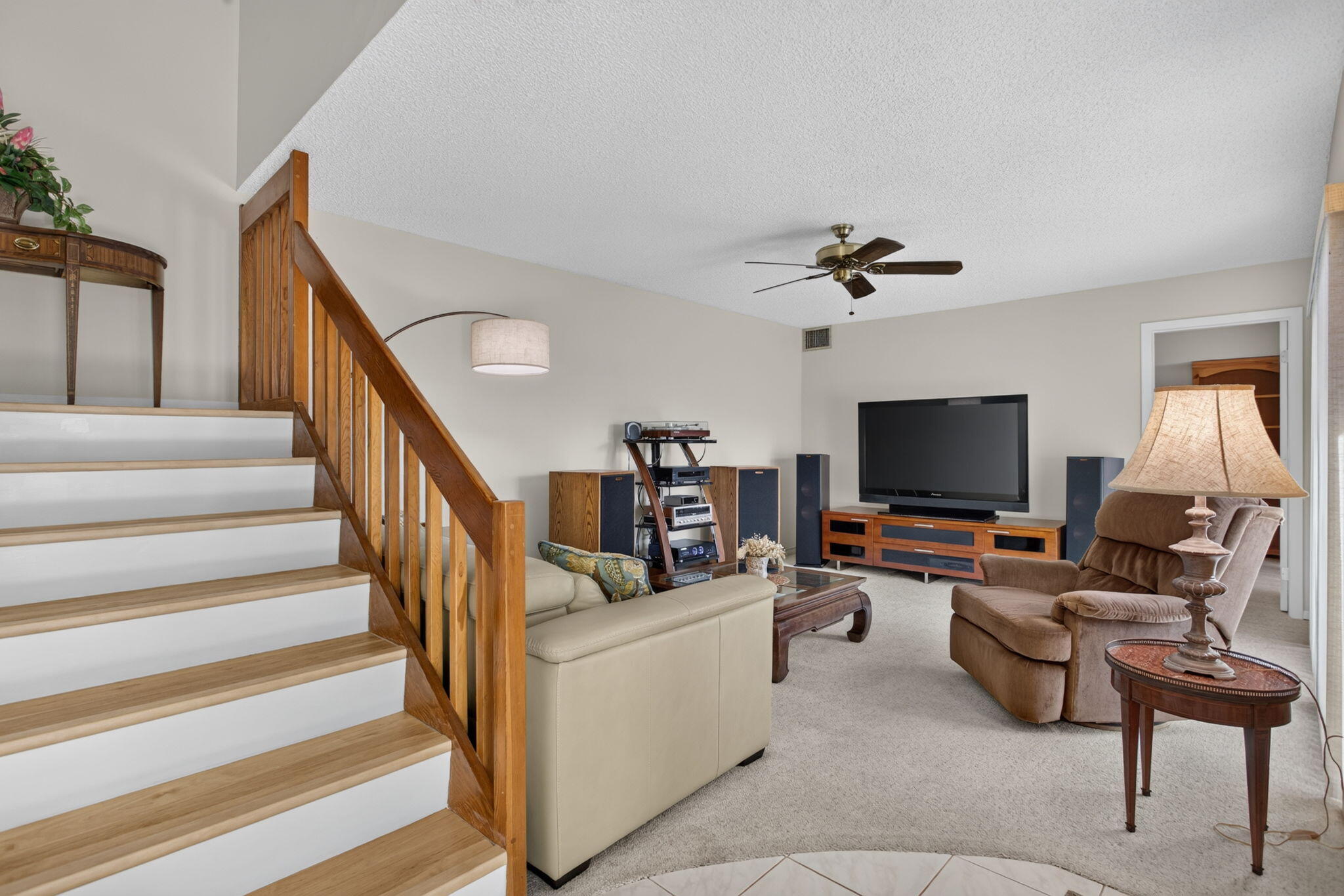 15-web-or-mls-5551-17
