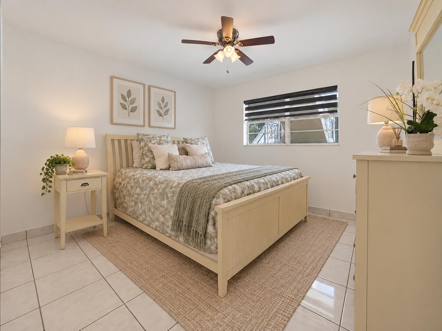 23-Bedroom stg