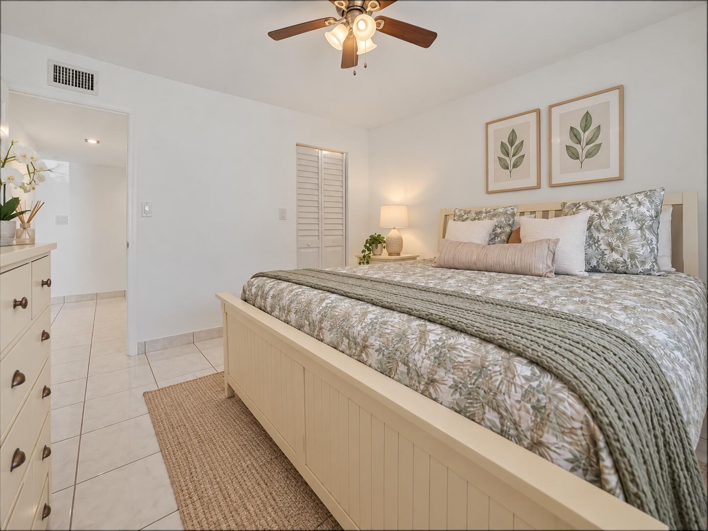 24-Bedroom-B stg