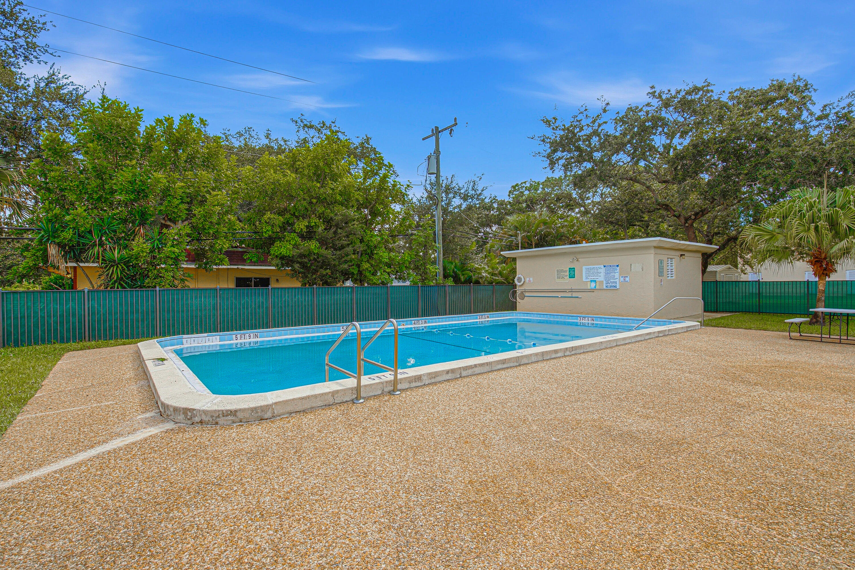 27-Pool