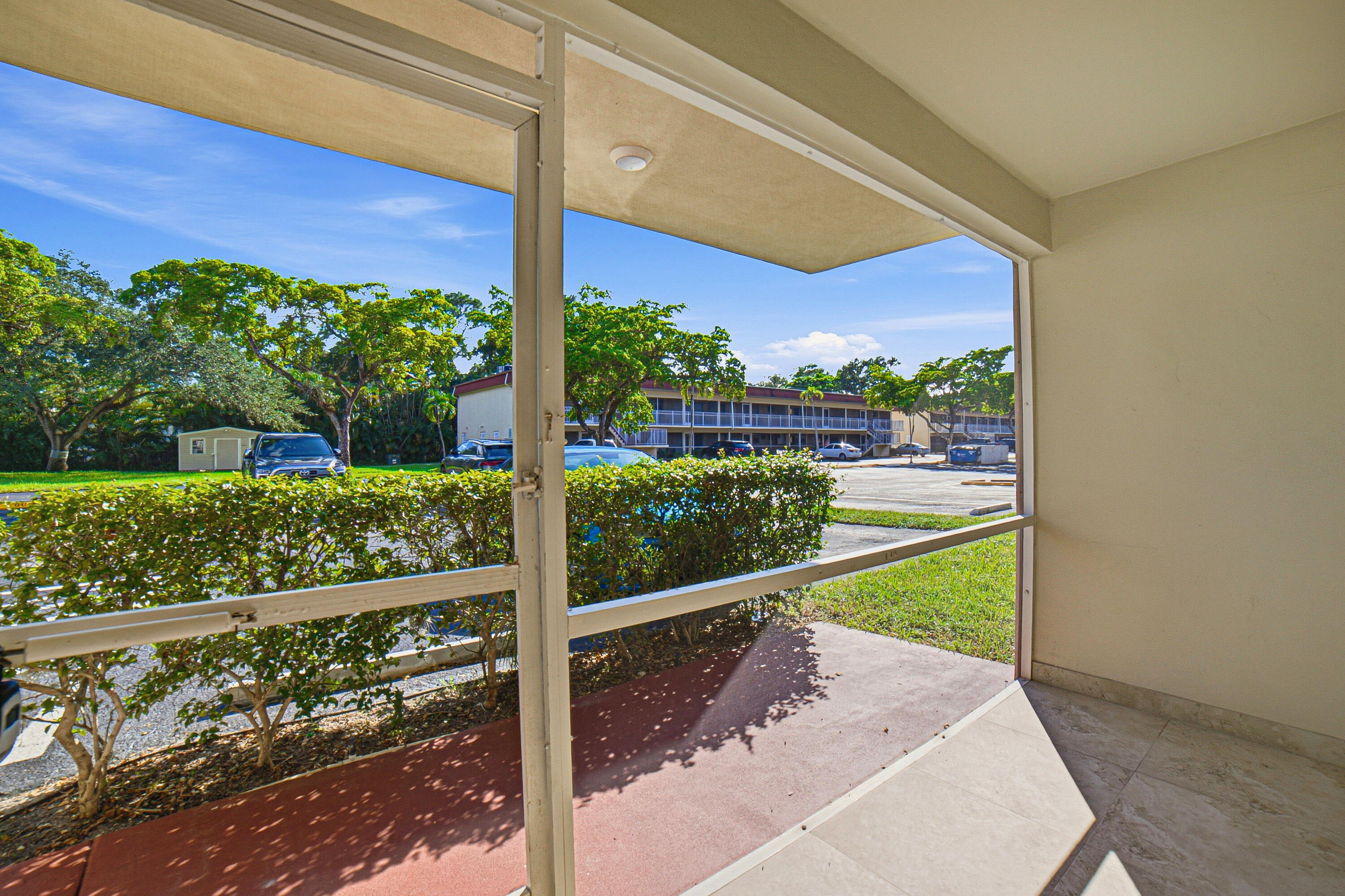 11-Patio
