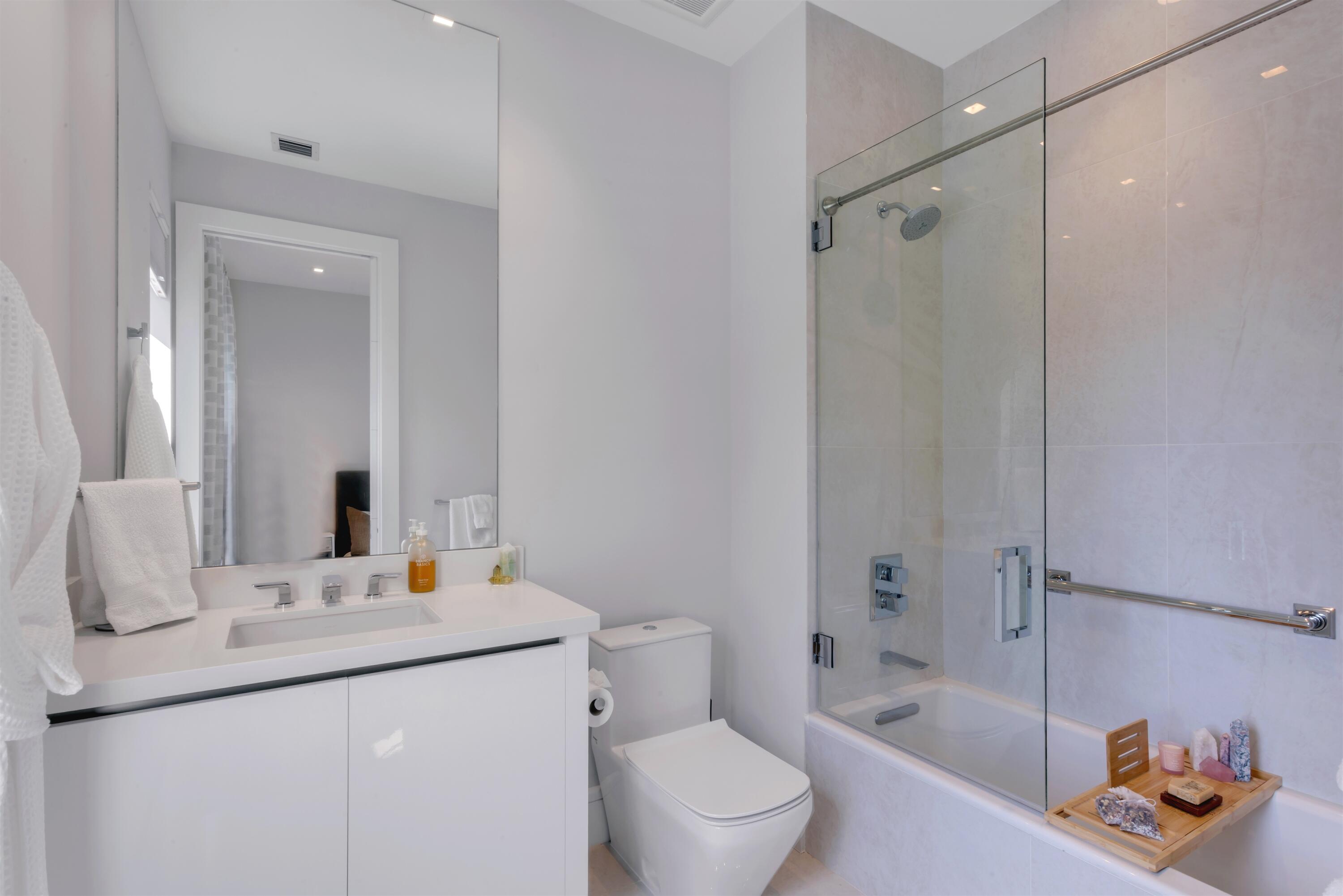 BATHROOM_4