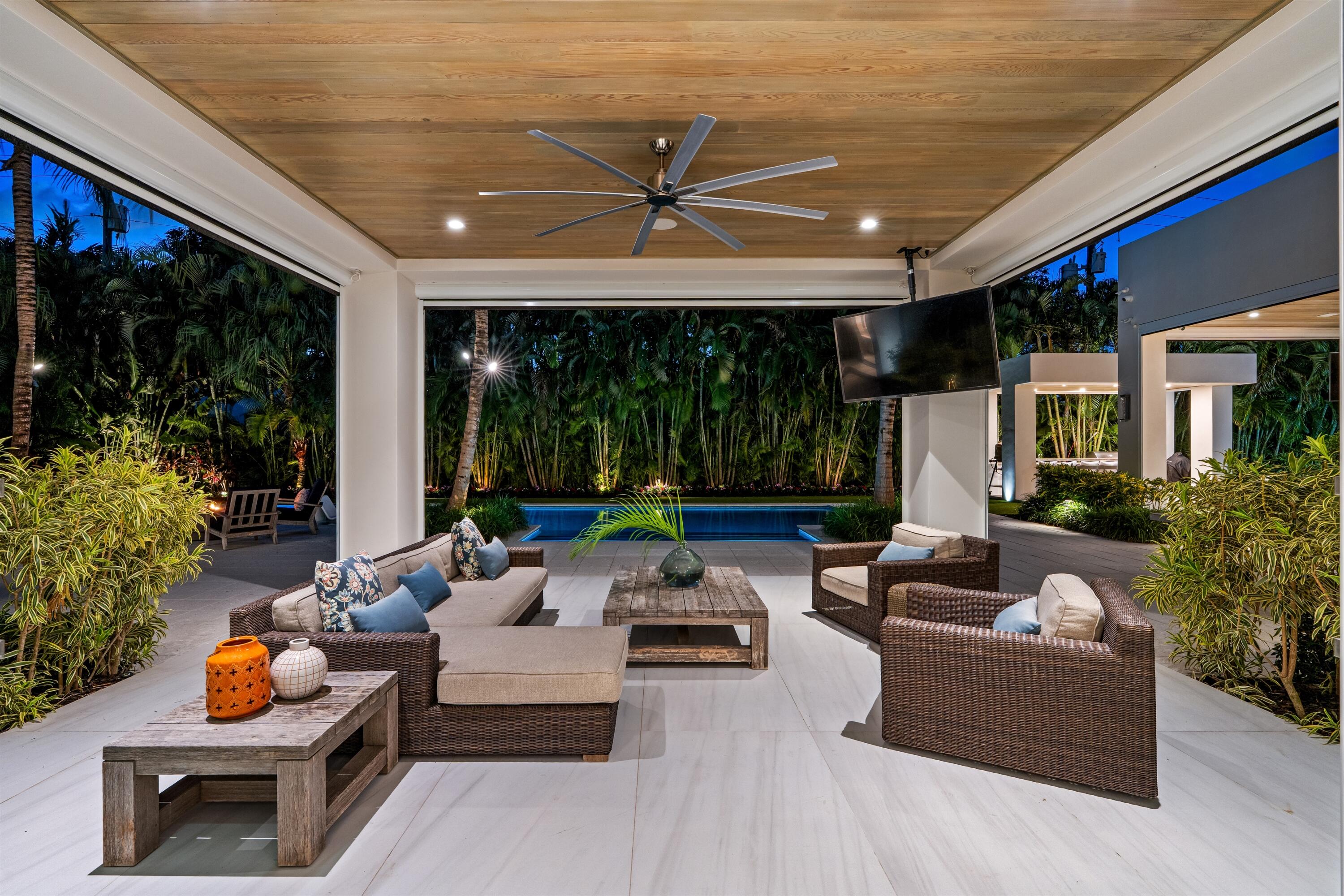 LOGGIA_STRAIGHT_TO_POOL_SUNSET
