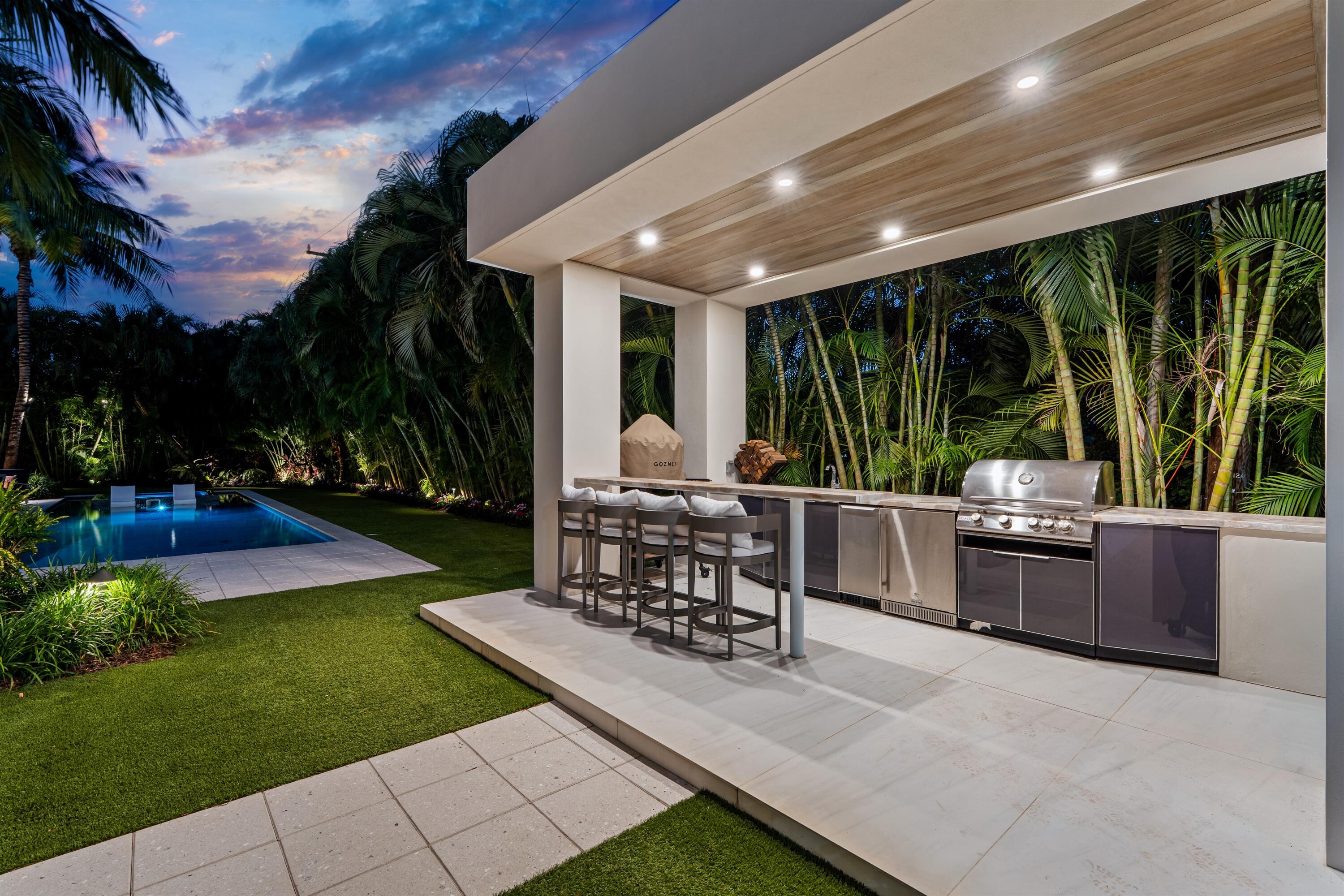 SUMMER_KITCHEN_ANGLE_SUNSET