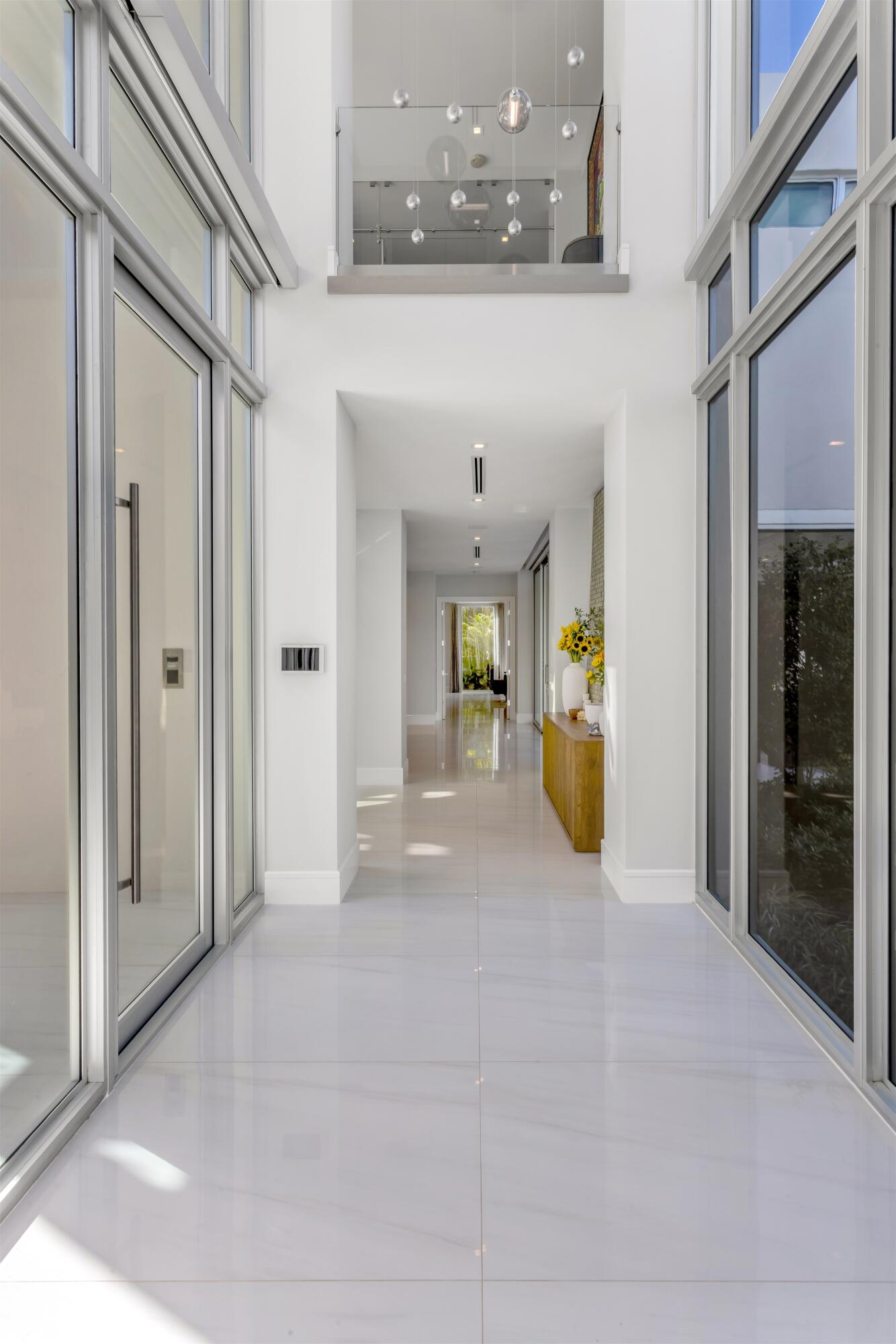 HALLWAY_STRAIGHT_LEFT