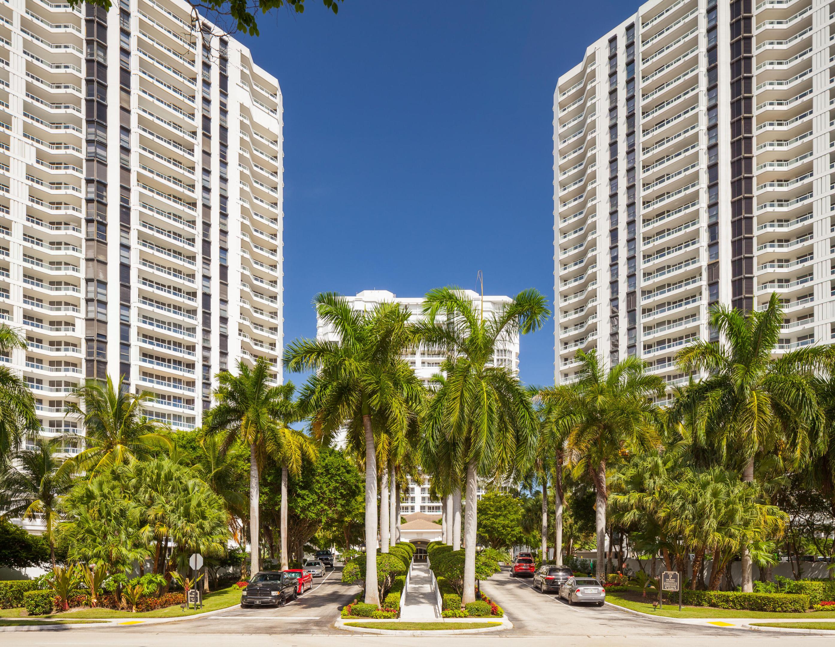 The Point of Aventura - 4