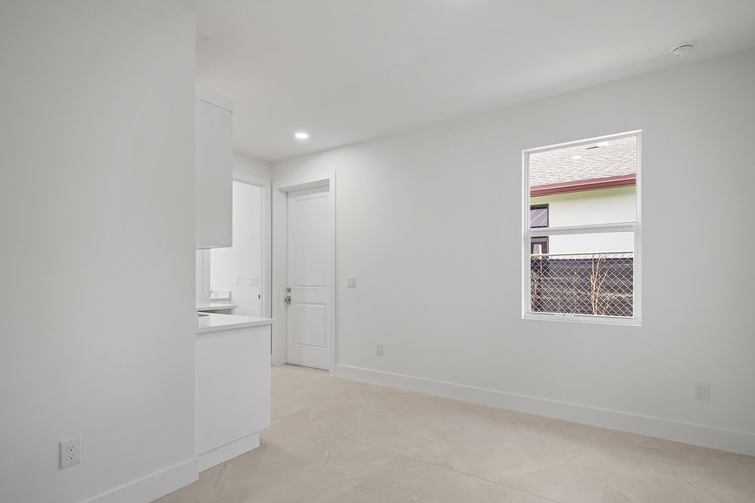 4606 Hibiscus - MLS - 020