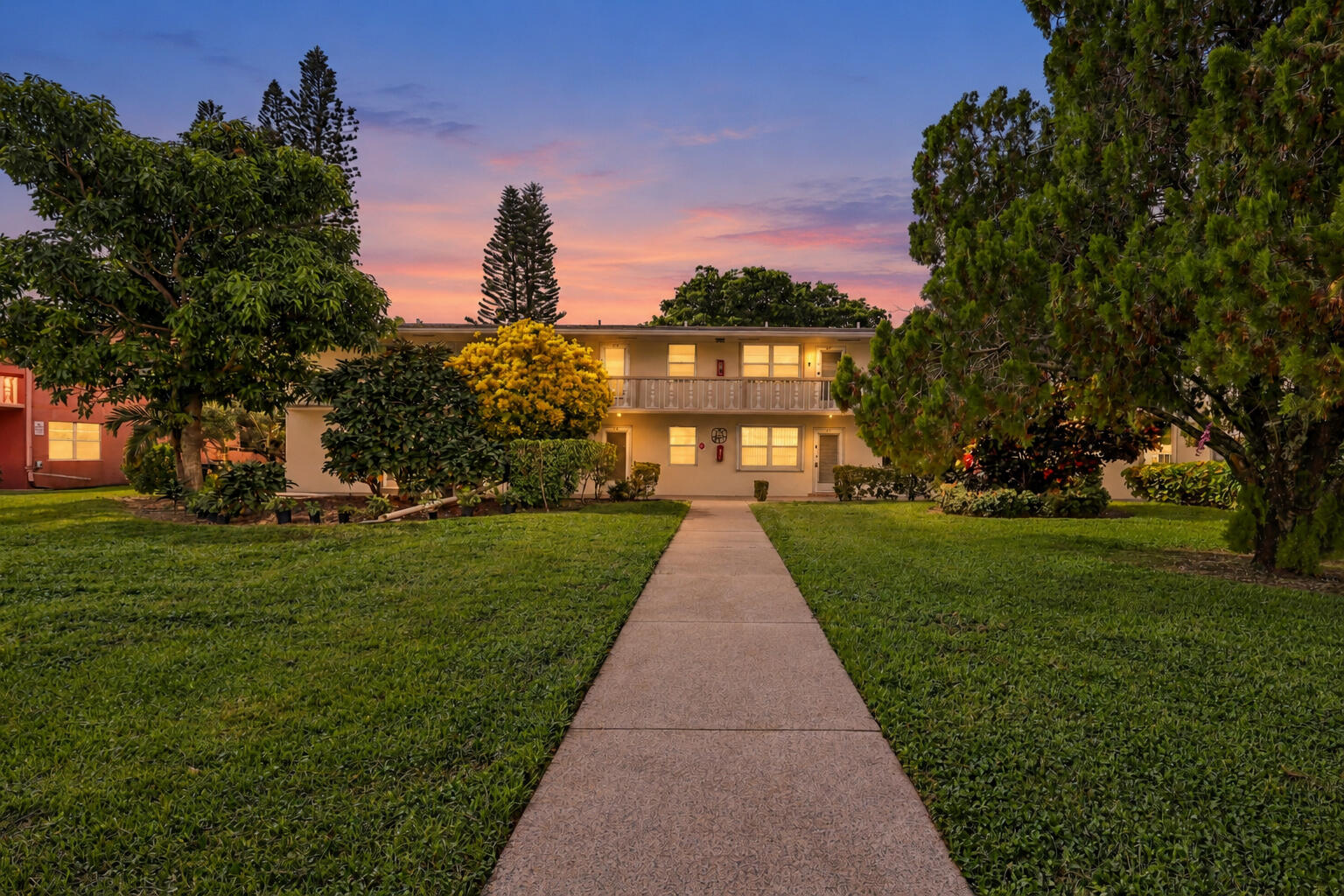 86 Sheffield D West Palm Beach, FL 33417