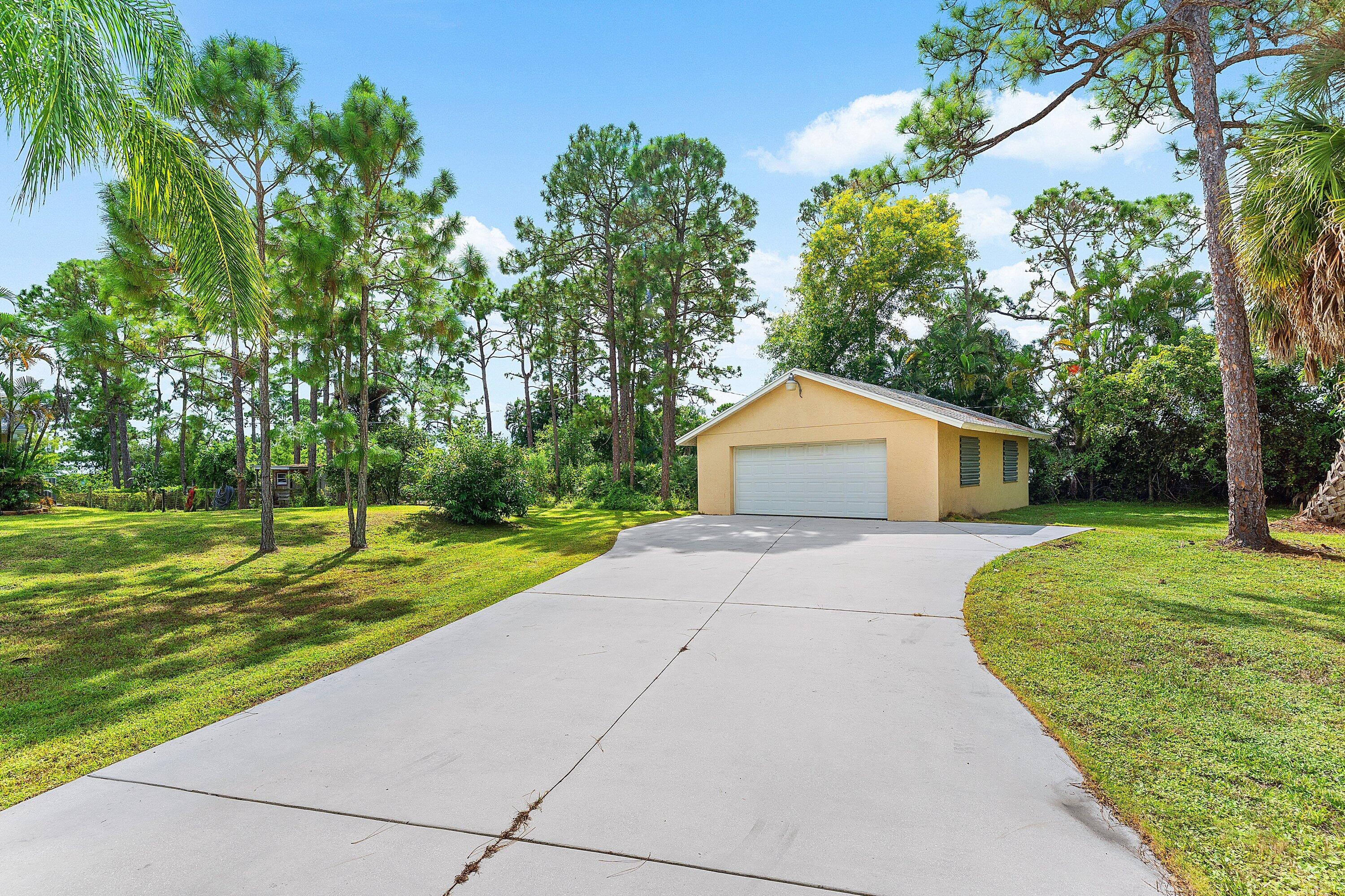 004-1294666thStreetNorth-WestPalmBeach-F