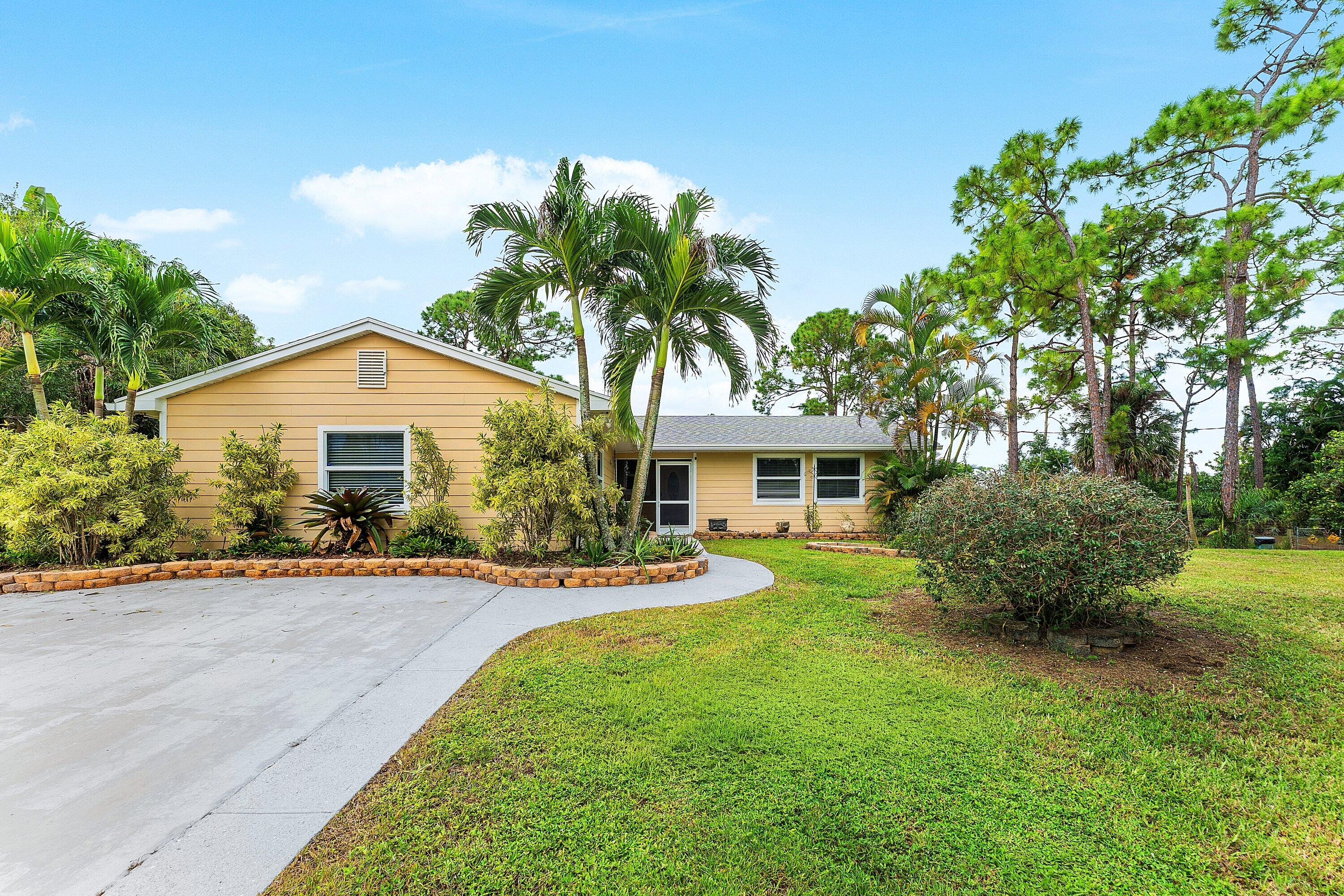 002-1294666thStreetNorth-WestPalmBeach-F
