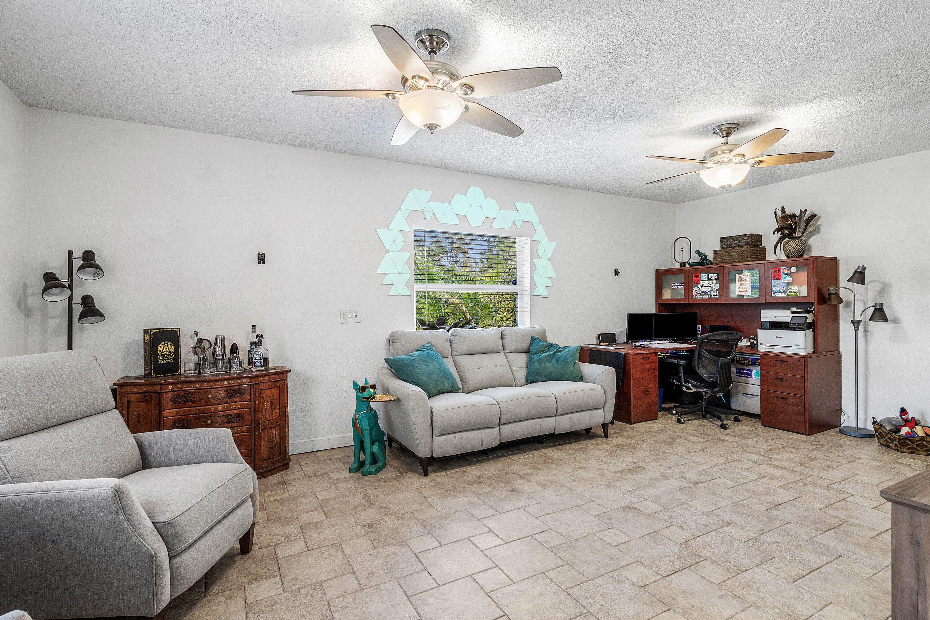 039-1294666thStreetNorth-WestPalmBeach-F