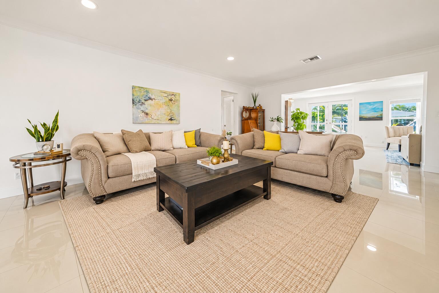 Deerfield interior (1)
