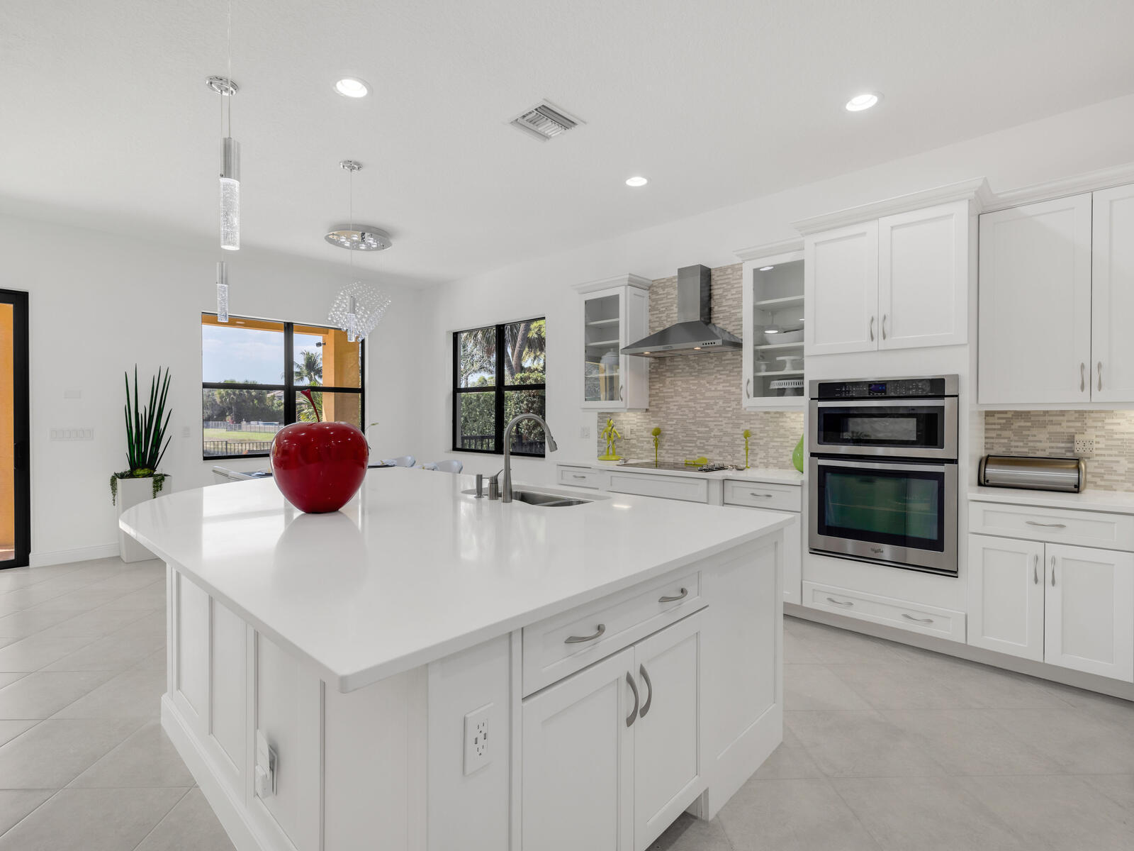 8256 Bradford Way Parkland FL 33076 USA-