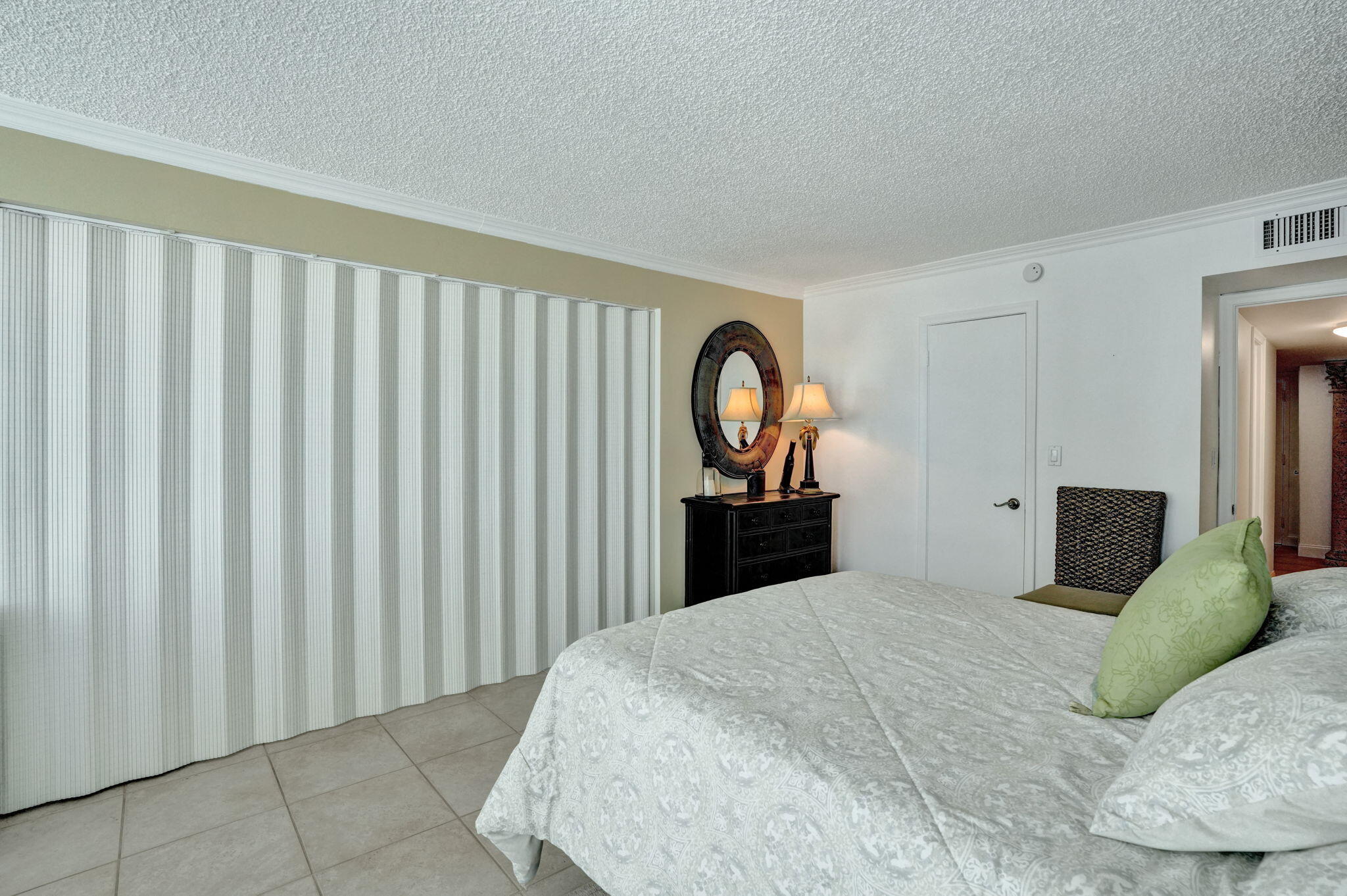 2nd bedroom with privacy door