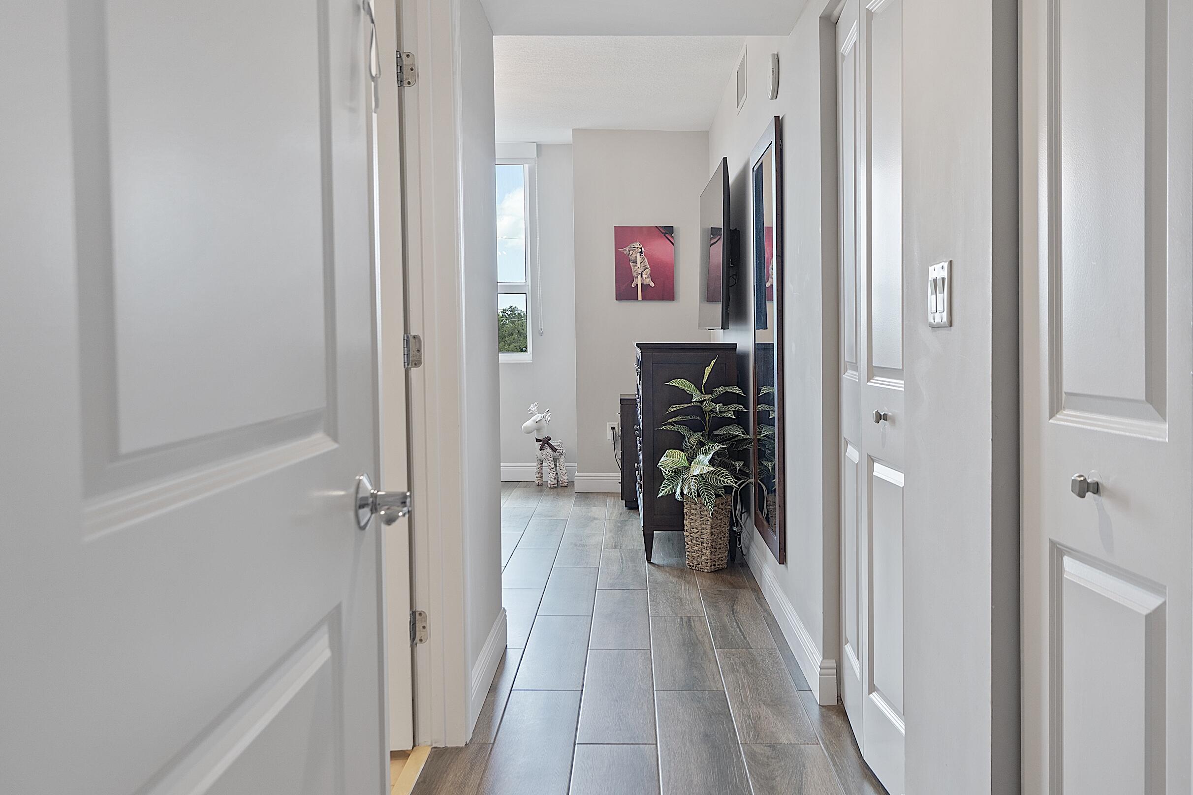 610 W Las Olas Blvd - # 413 - 19