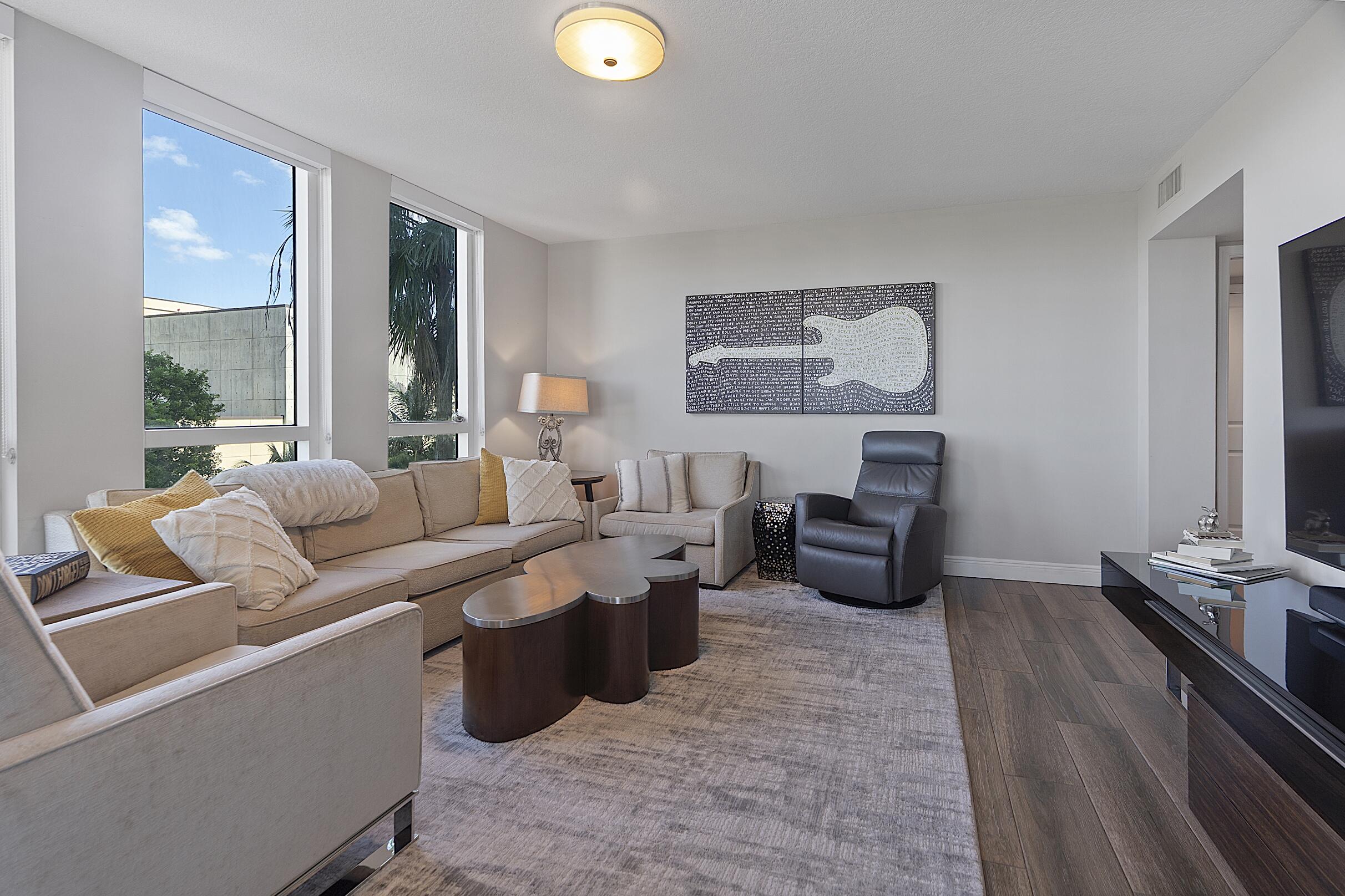 610 W Las Olas Blvd - # 413 - 7