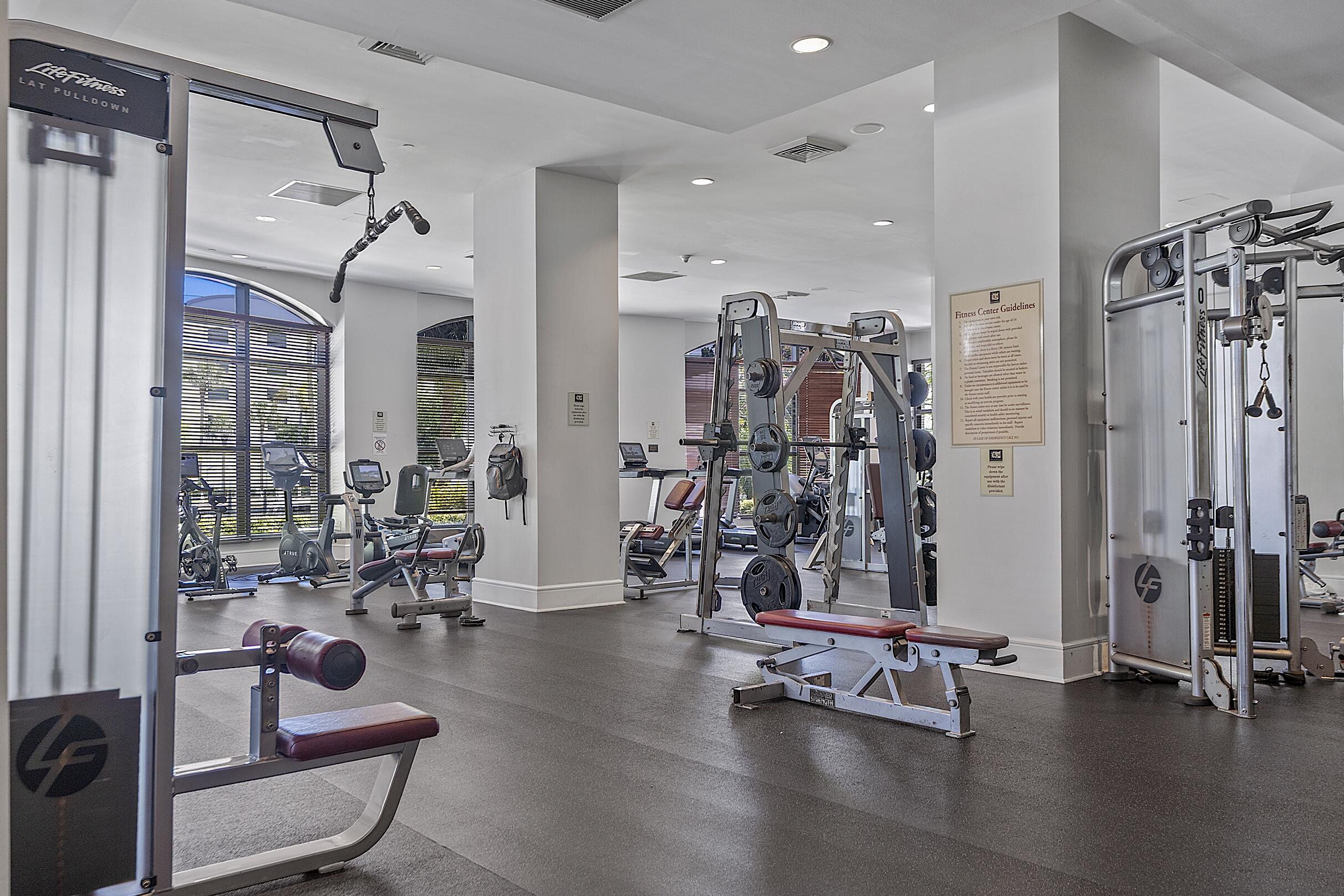 610 W Las Olas Blvd - # 413 - 27pg