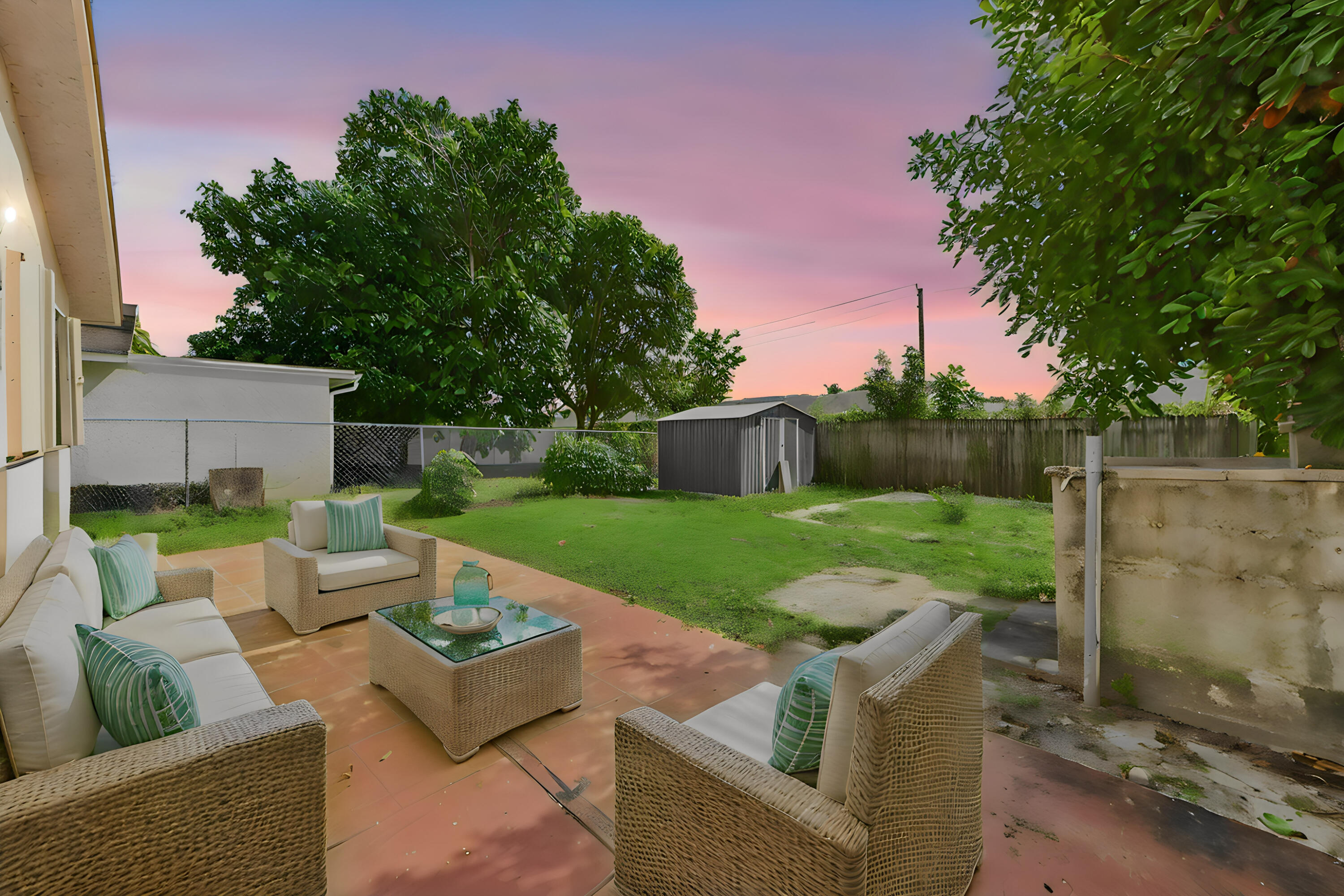 22-patio-01_VS_TW