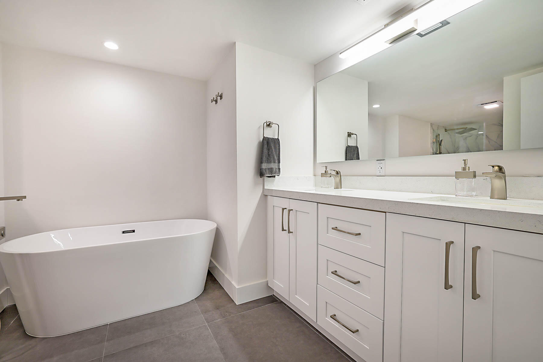 3400 N Ocean Unit 1005-25