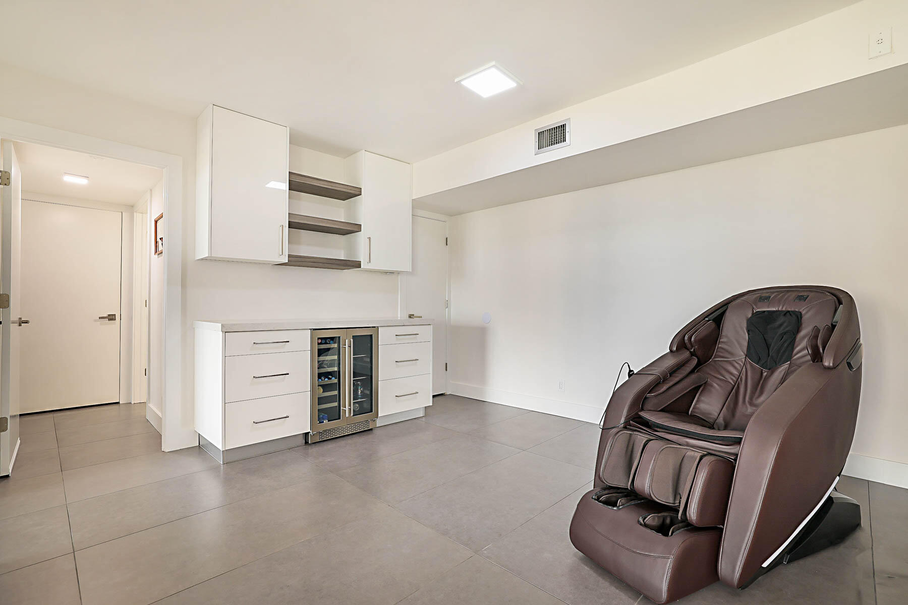 3400 N Ocean Unit 1005-19