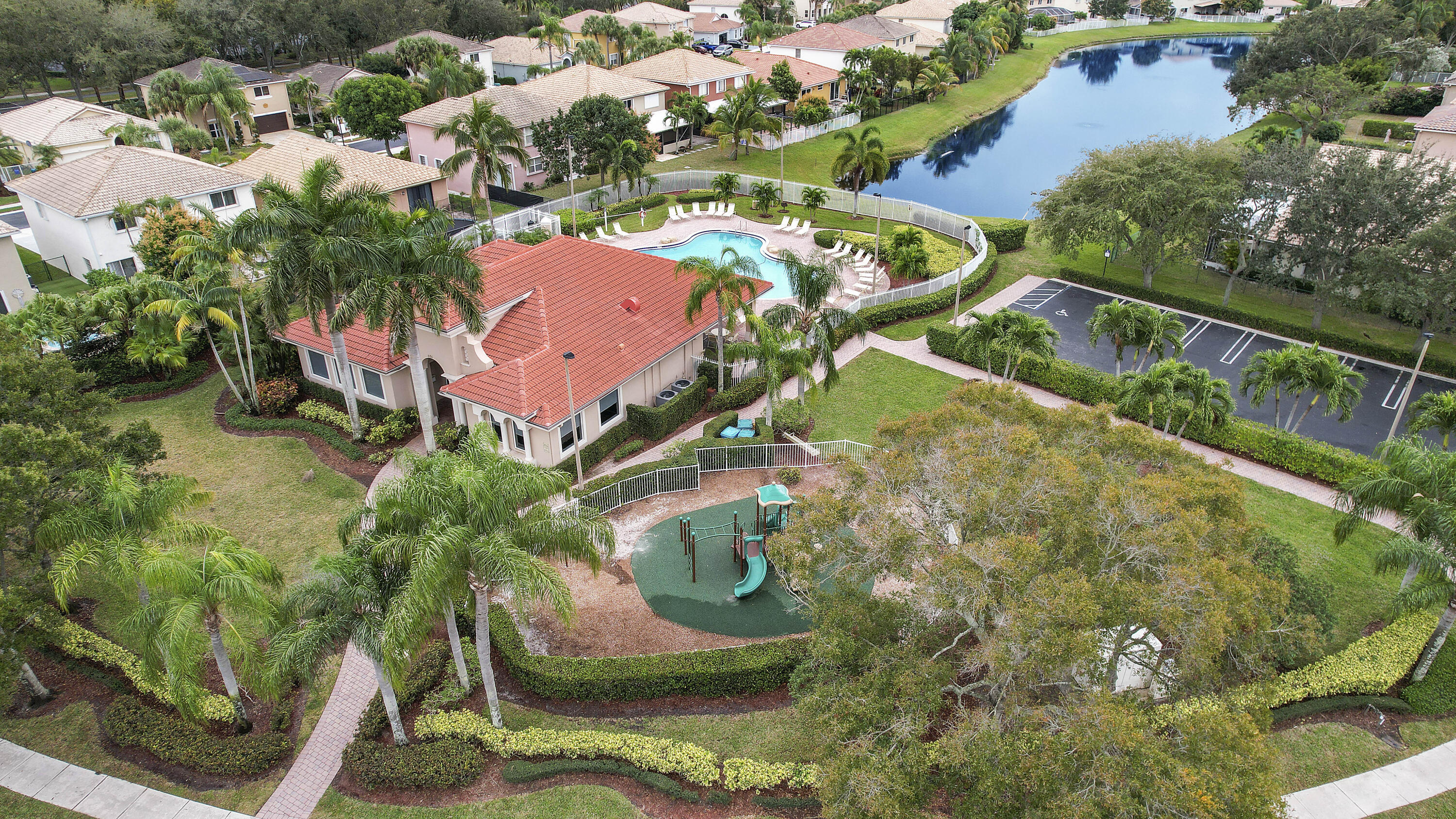 1448 Artimino Ln clubhouse 2