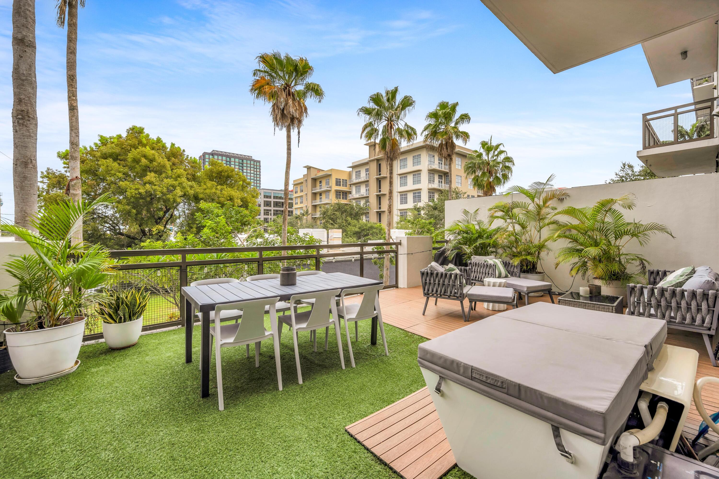411 NW 1ST AVE APT 206-14